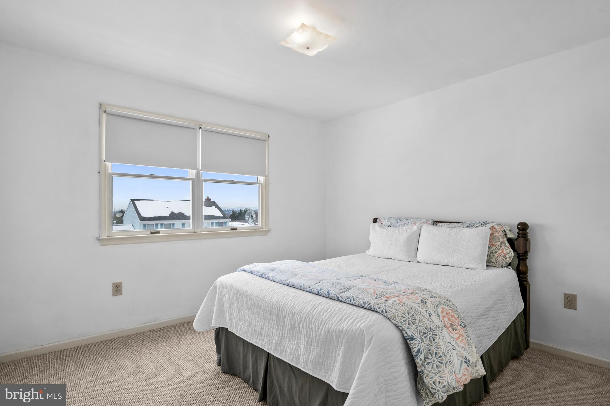 OAK TERRACE - Residential