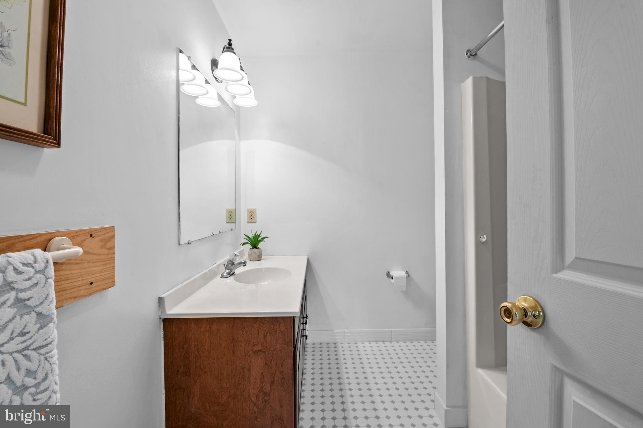 OAK TERRACE - Residential