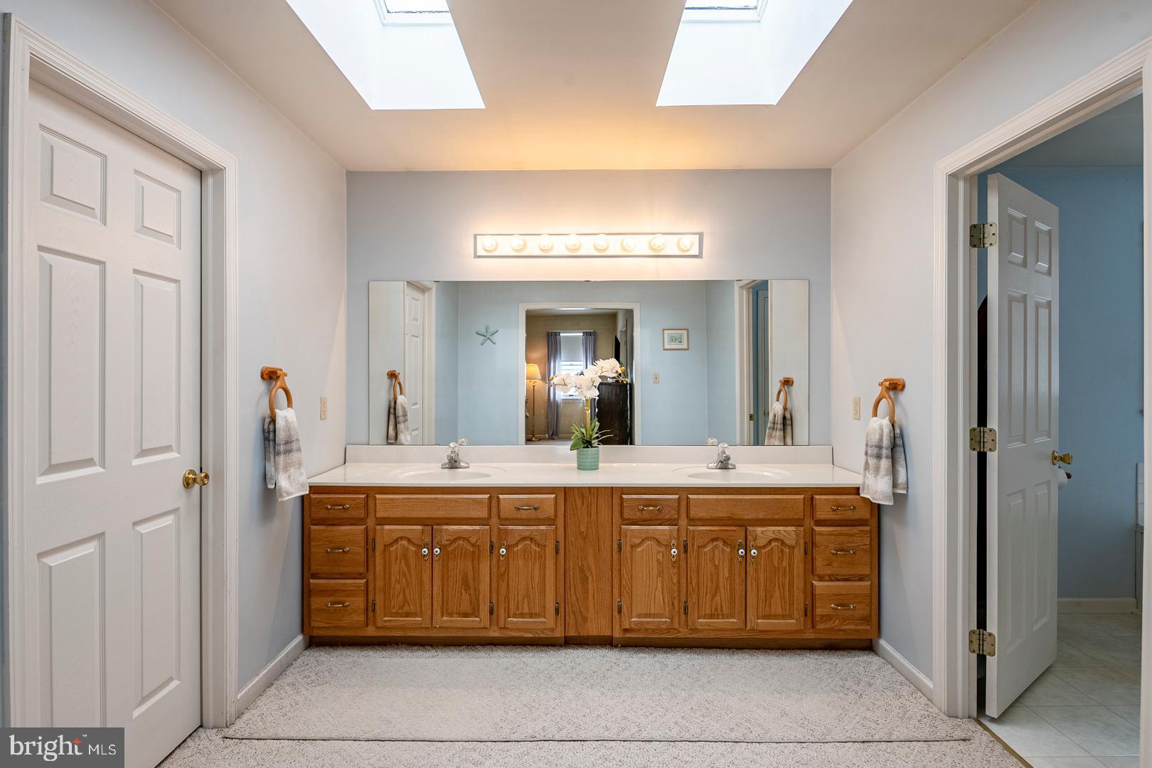 OAK TERRACE - Residential