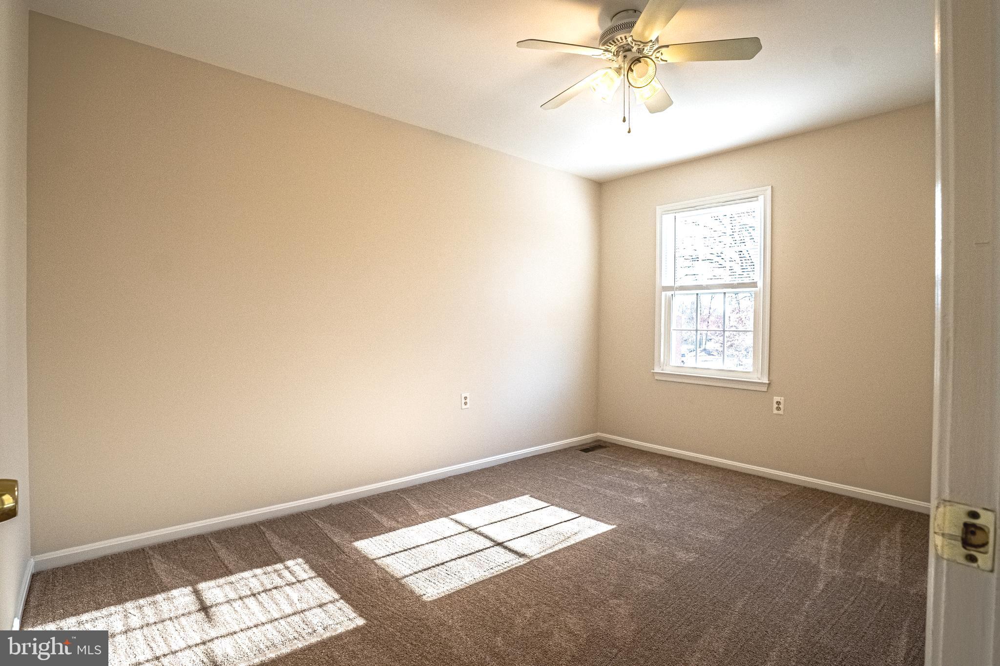 LAKE RIDGE - Residential Lease