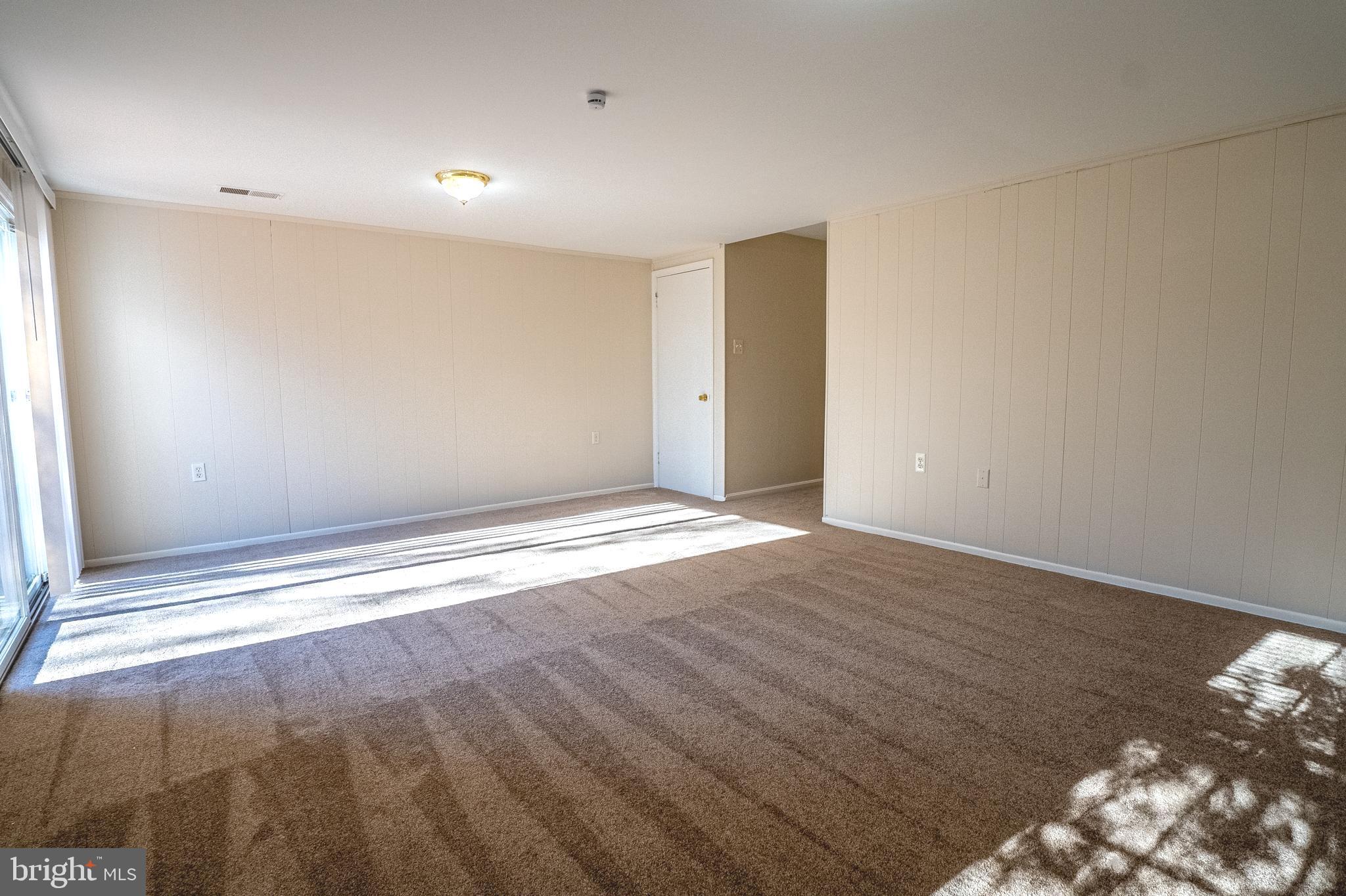 LAKE RIDGE - Residential Lease