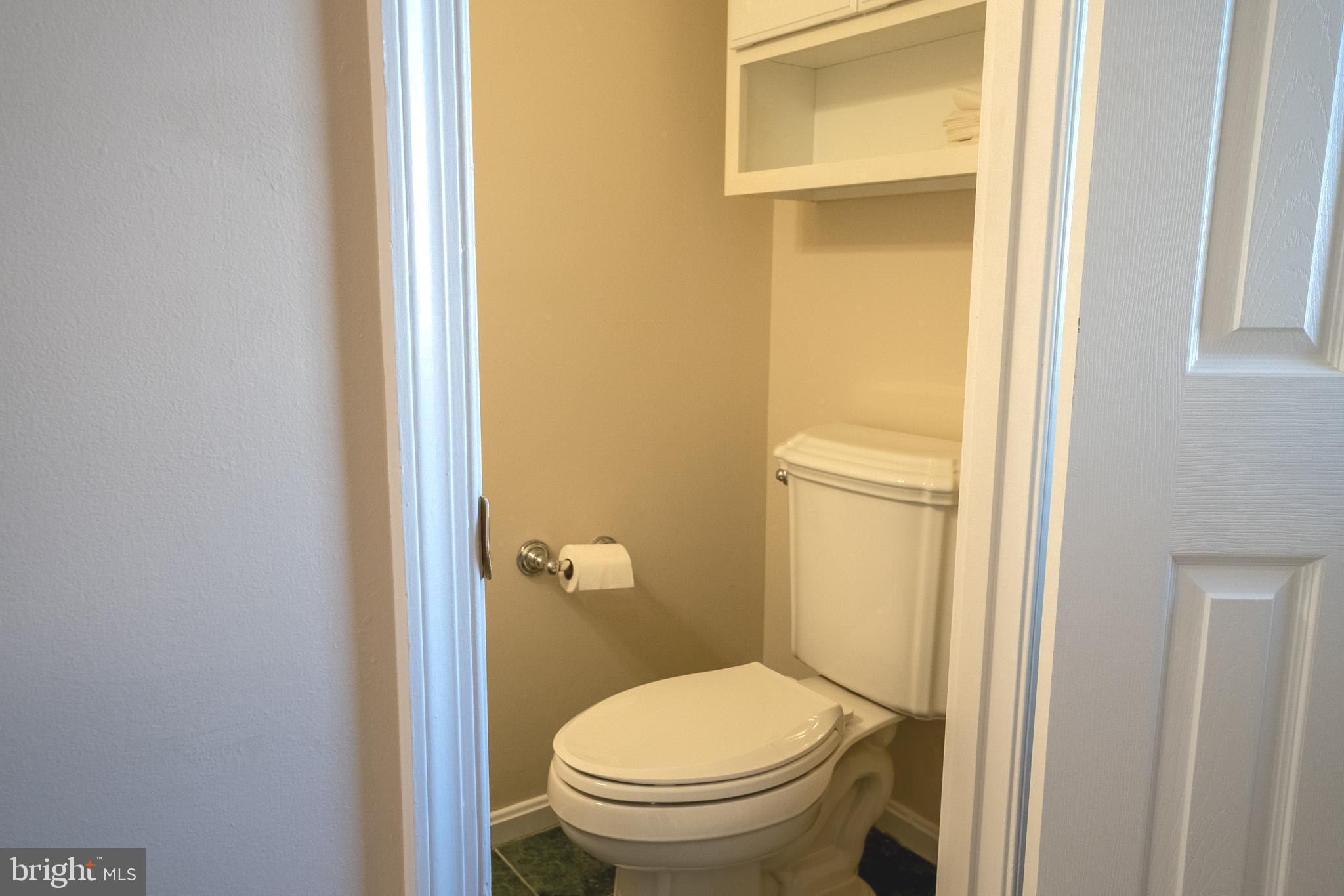 LAKE RIDGE - Residential Lease