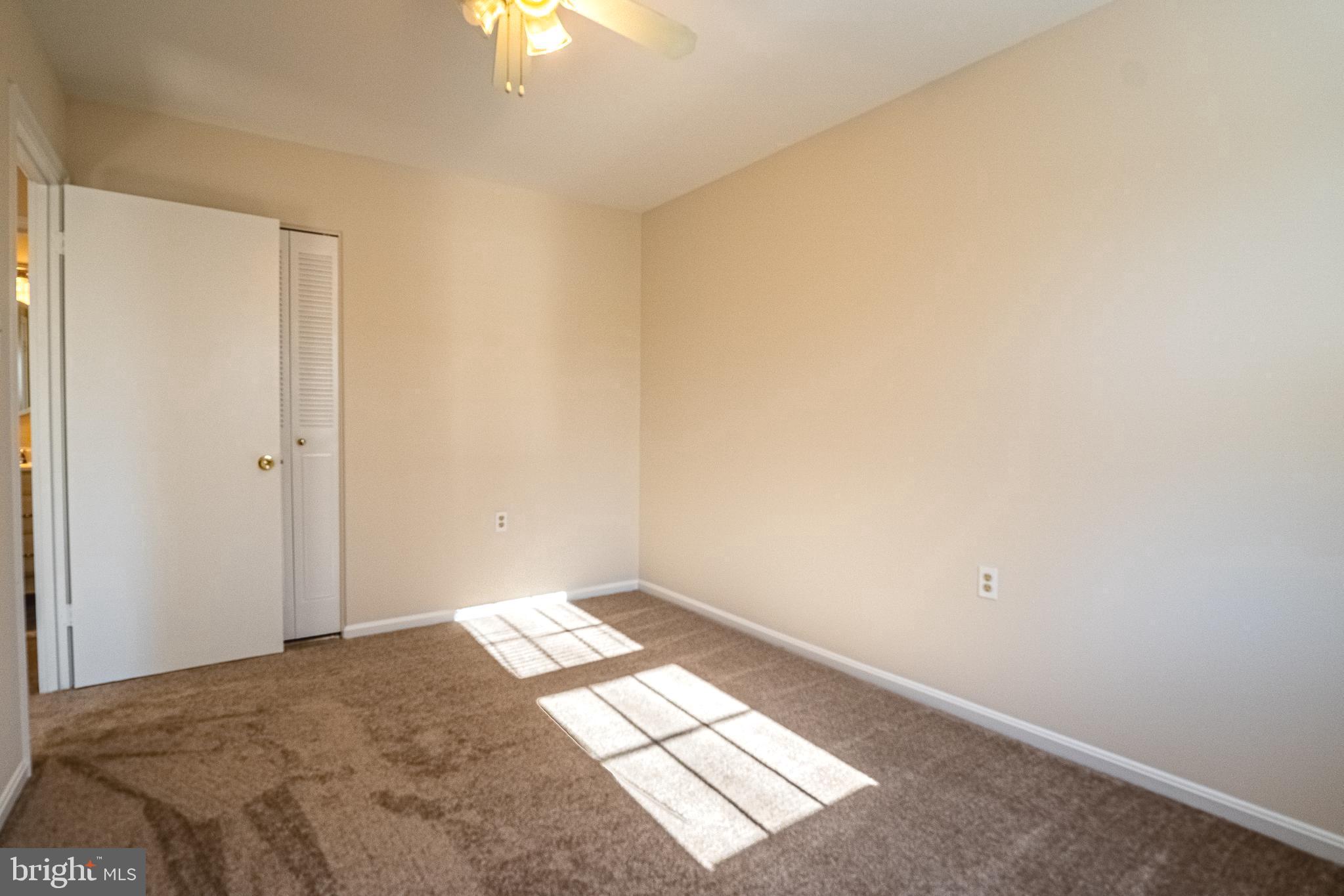 LAKE RIDGE - Residential Lease