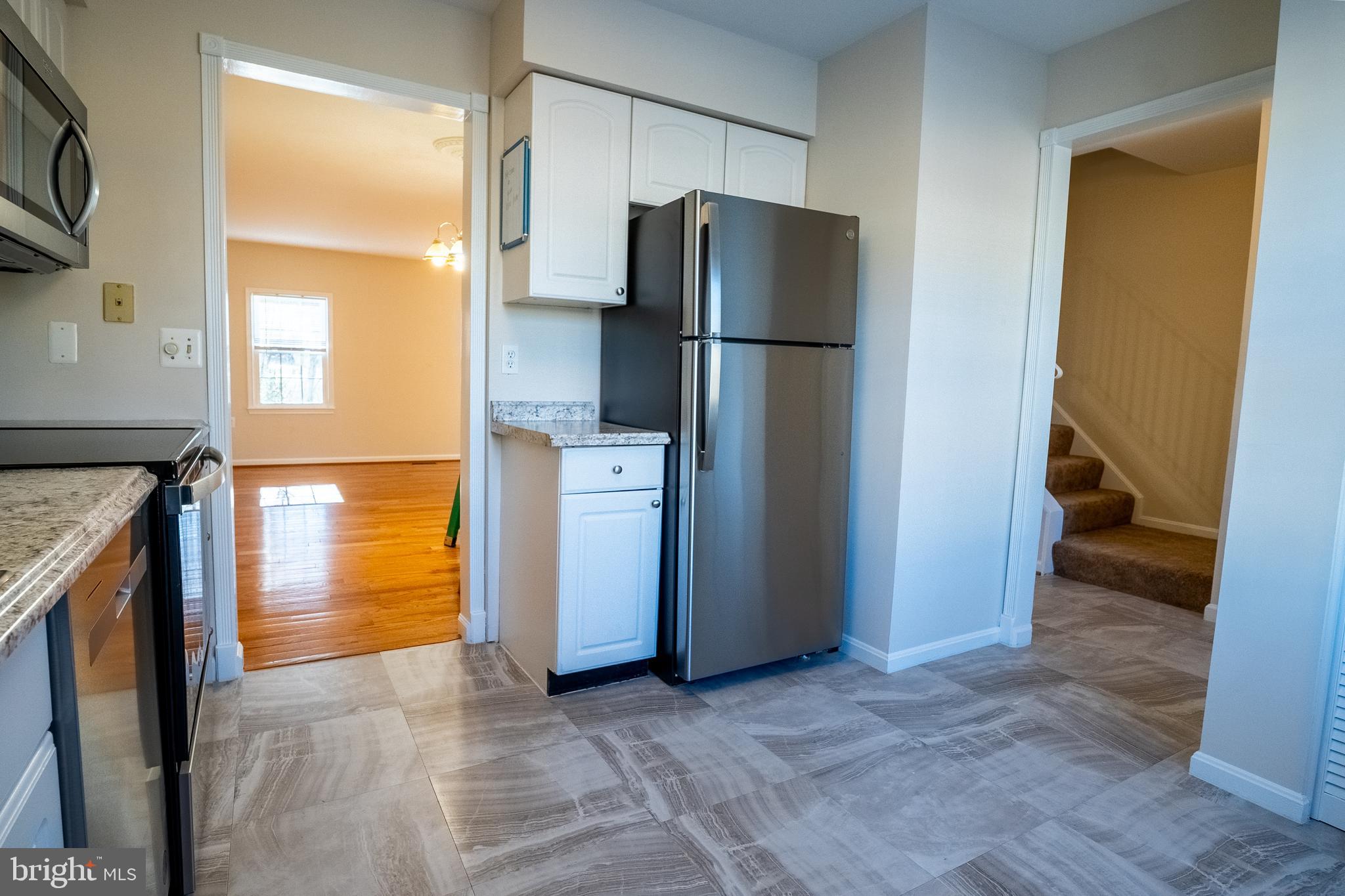 LAKE RIDGE - Residential Lease