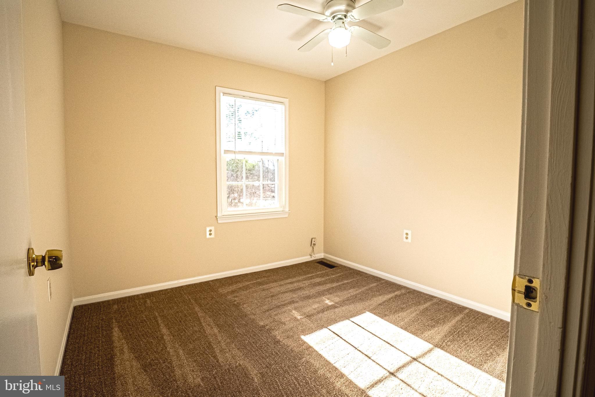 LAKE RIDGE - Residential Lease