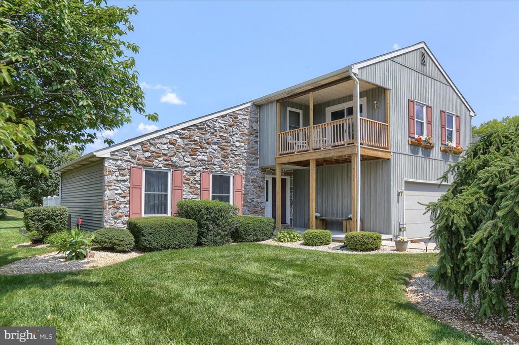 Photo of 83 SOUTH AVE, LANDISVILLE, PA 17538 (MLS # PALA2038898)