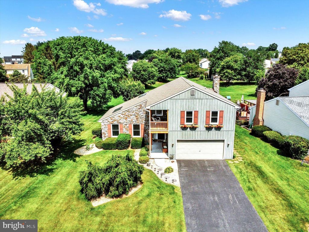 Photo of 83 SOUTH AVE, LANDISVILLE, PA 17538 (MLS # PALA2038898)