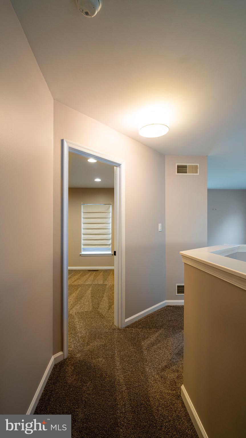 HIGH POINTE - Residential