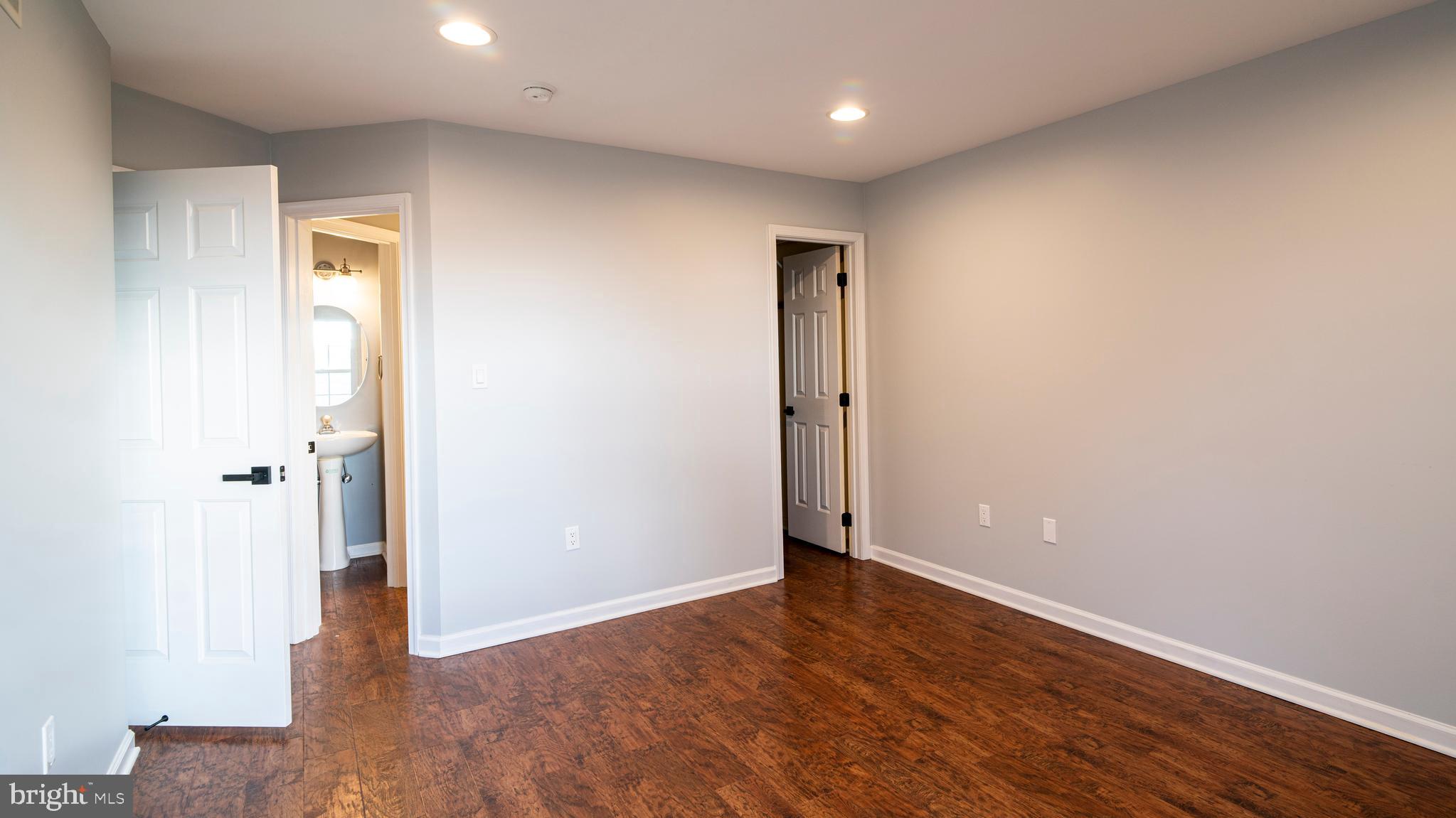 HIGH POINTE - Residential