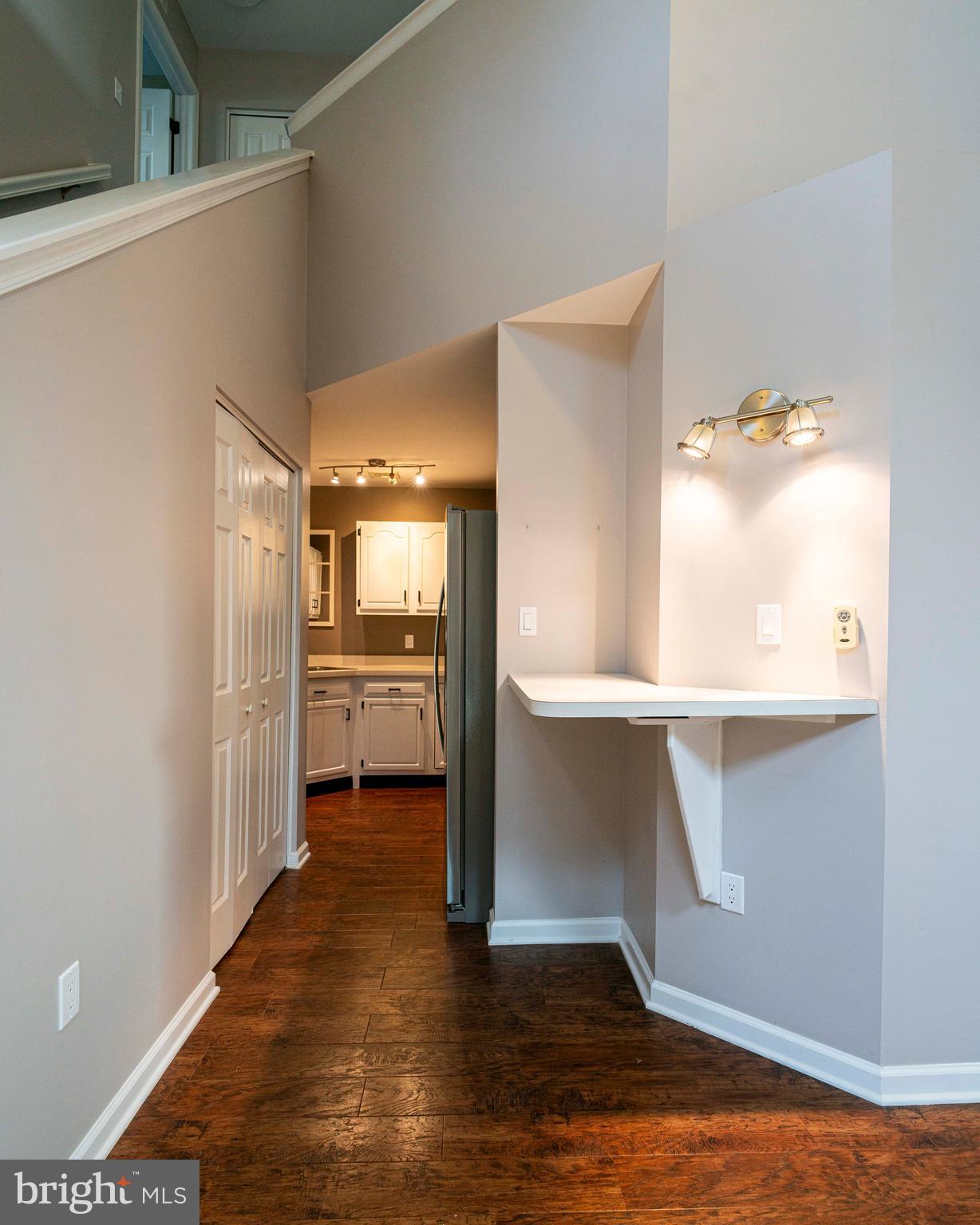 HIGH POINTE - Residential