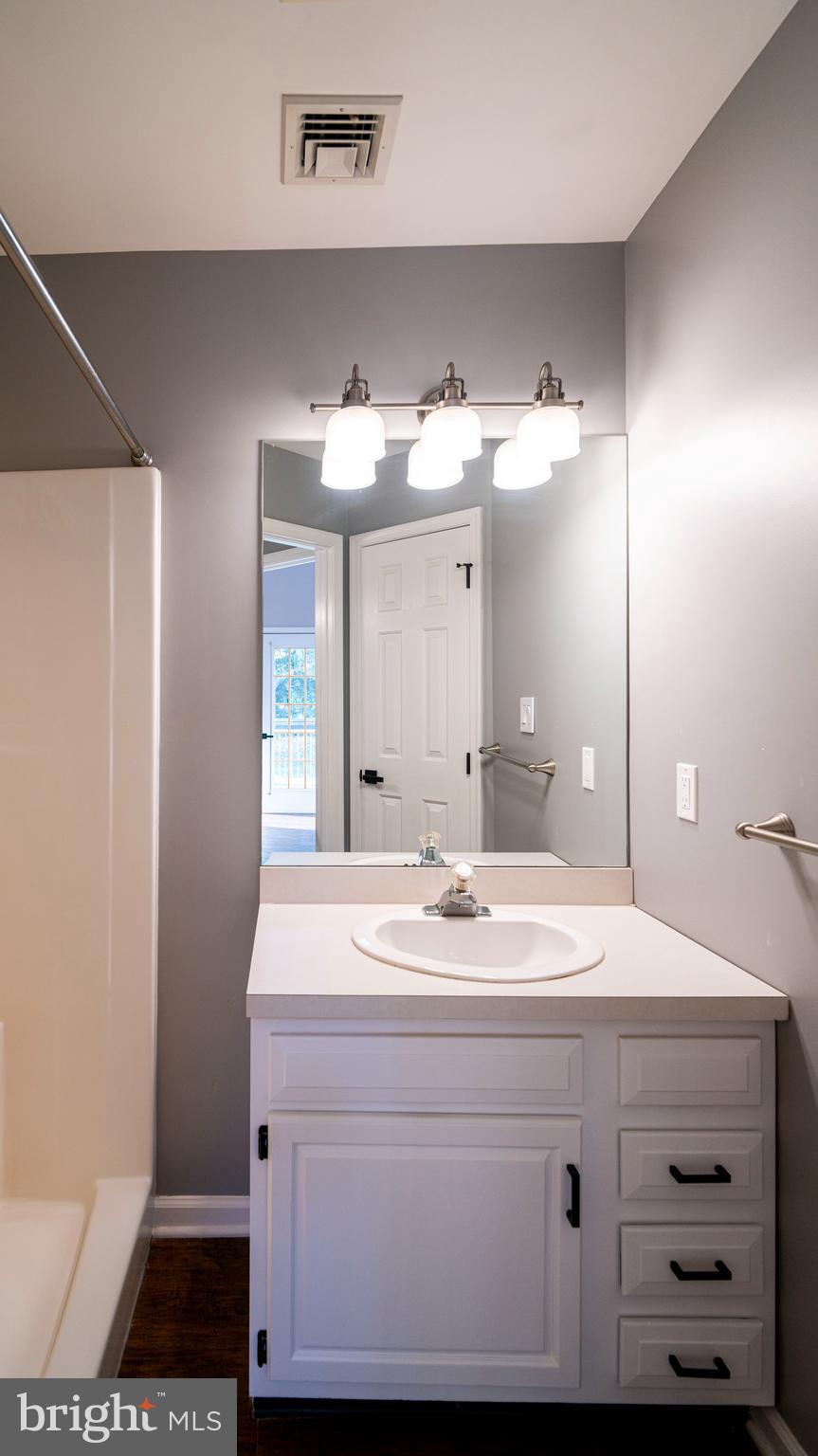 HIGH POINTE - Residential