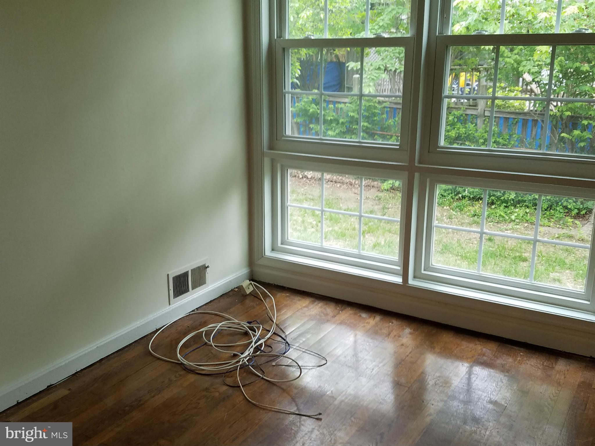 BREN MAR PARK - Residential Lease