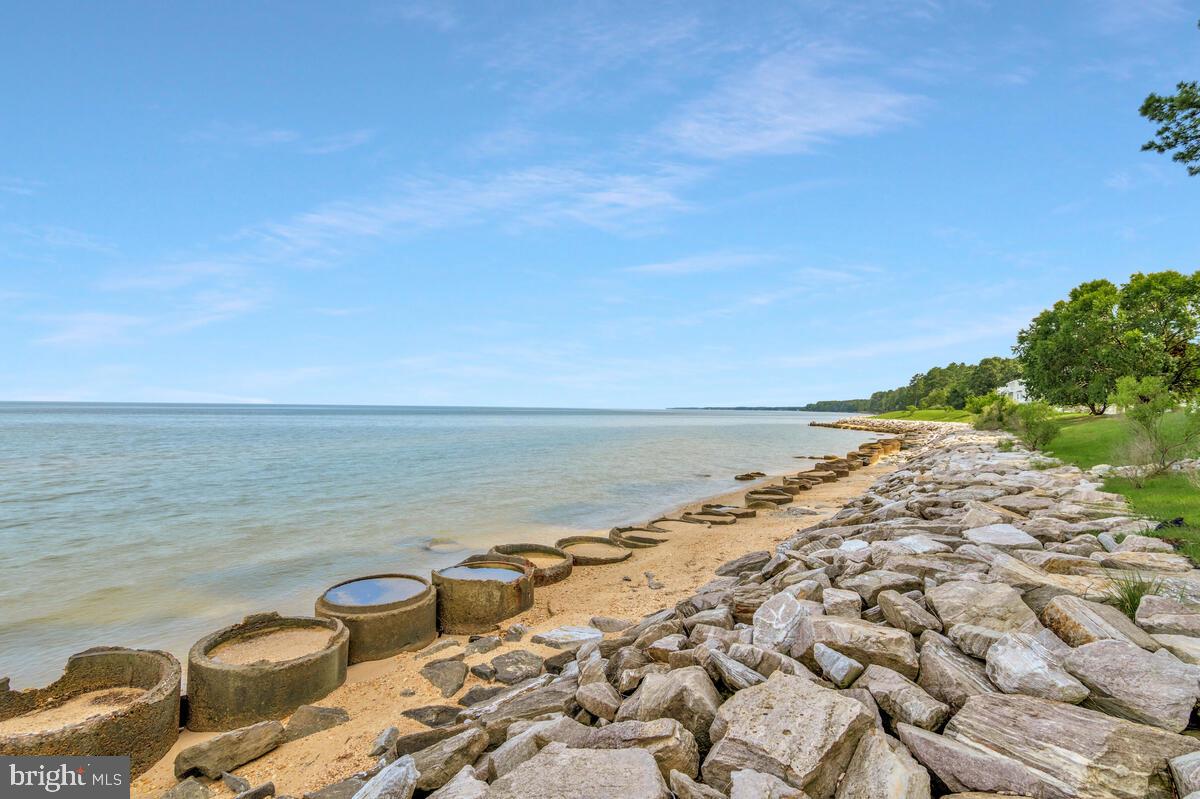 CEDAR COVE - Residential