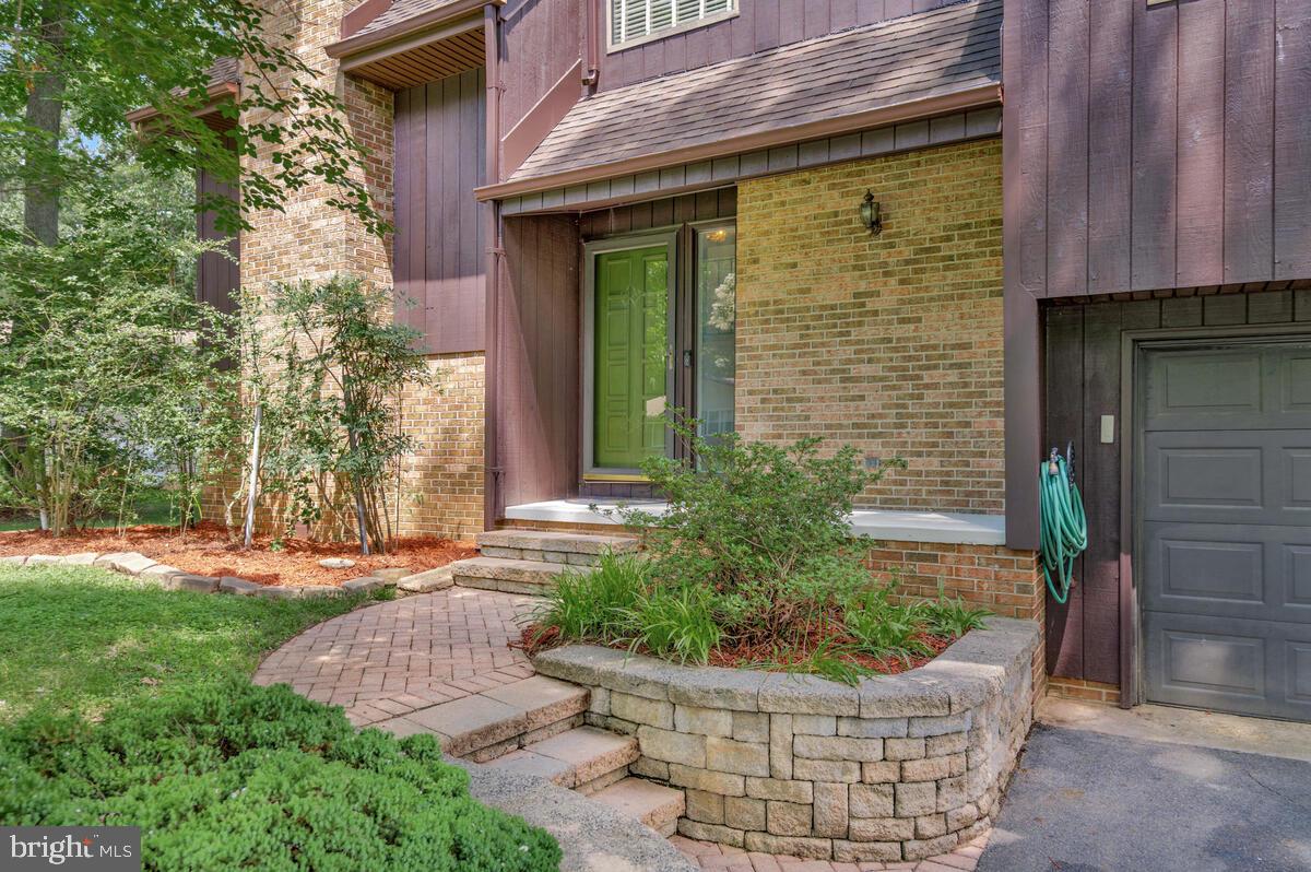 CEDAR COVE - Residential