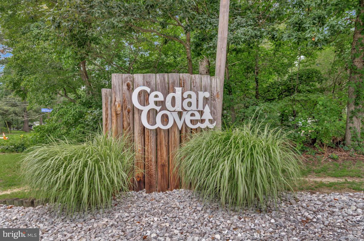 CEDAR COVE - Residential