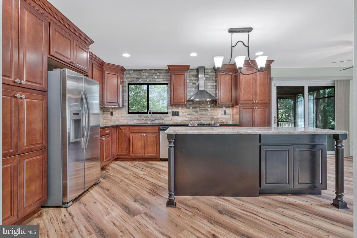 CEDAR COVE - Residential