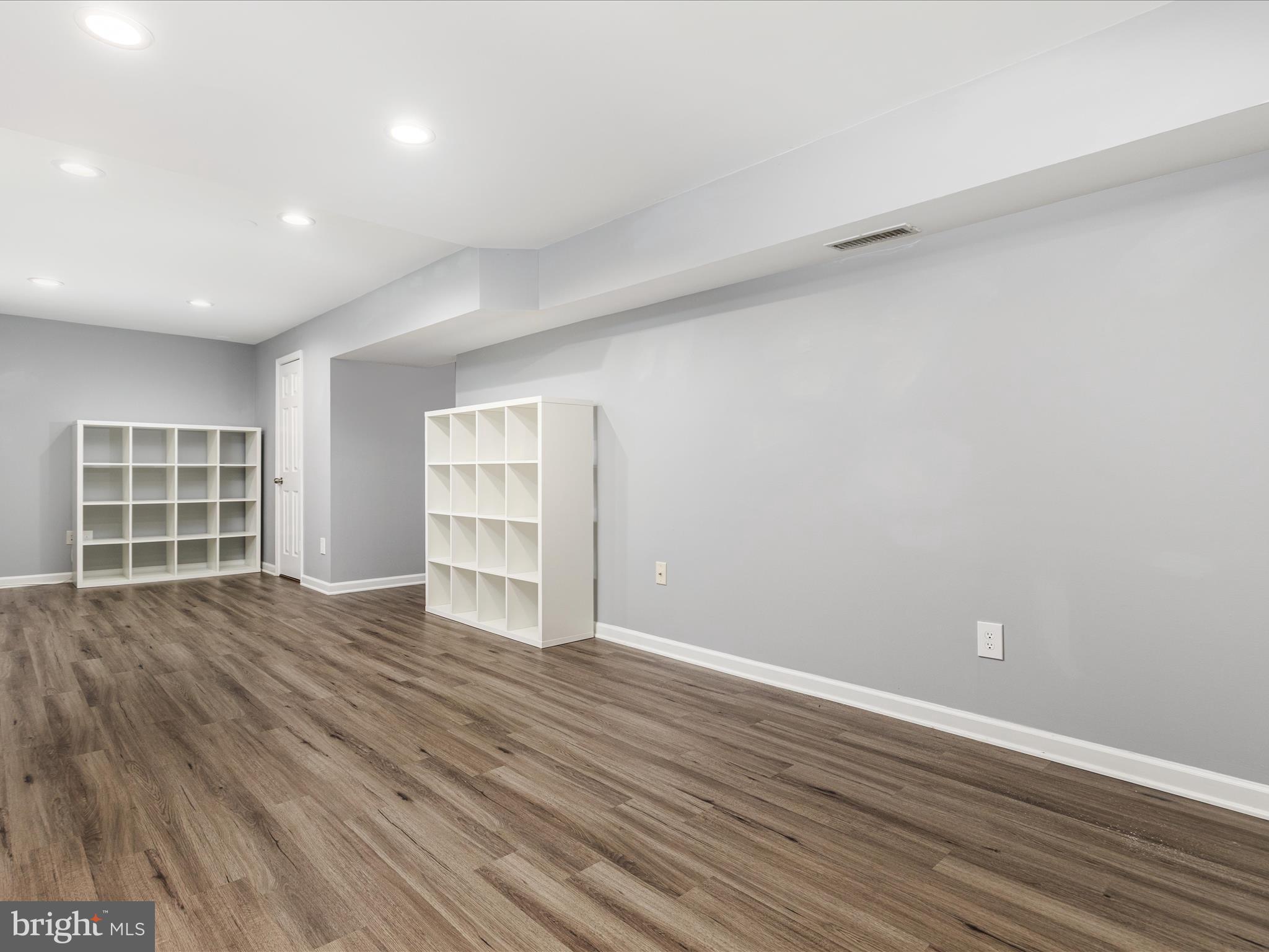 NEABSCO HILLS - Residential