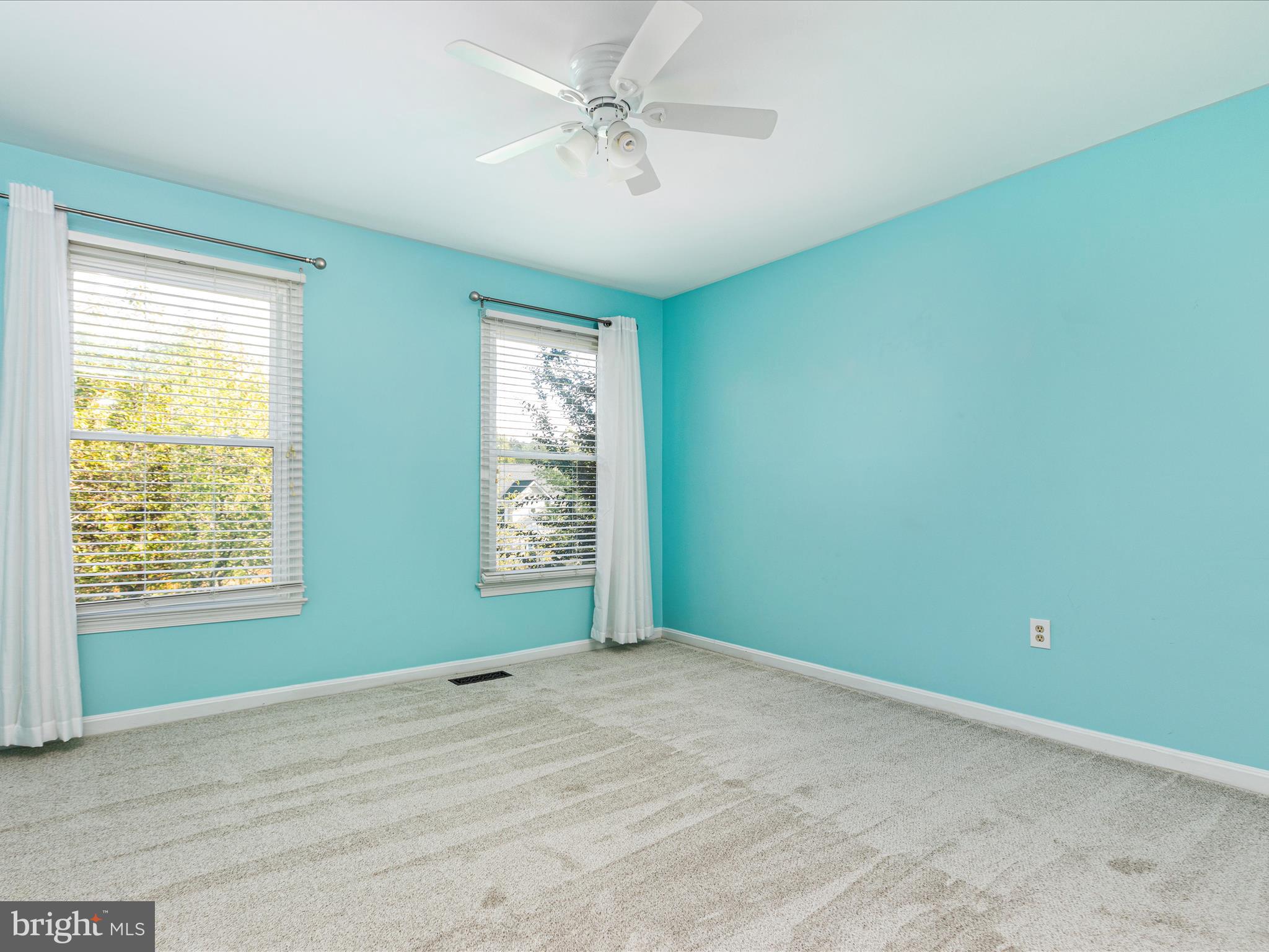 NEABSCO HILLS - Residential