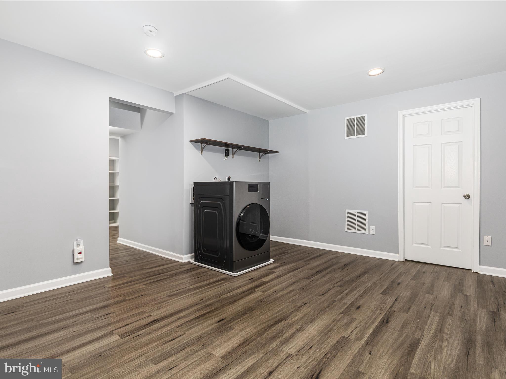 NEABSCO HILLS - Residential