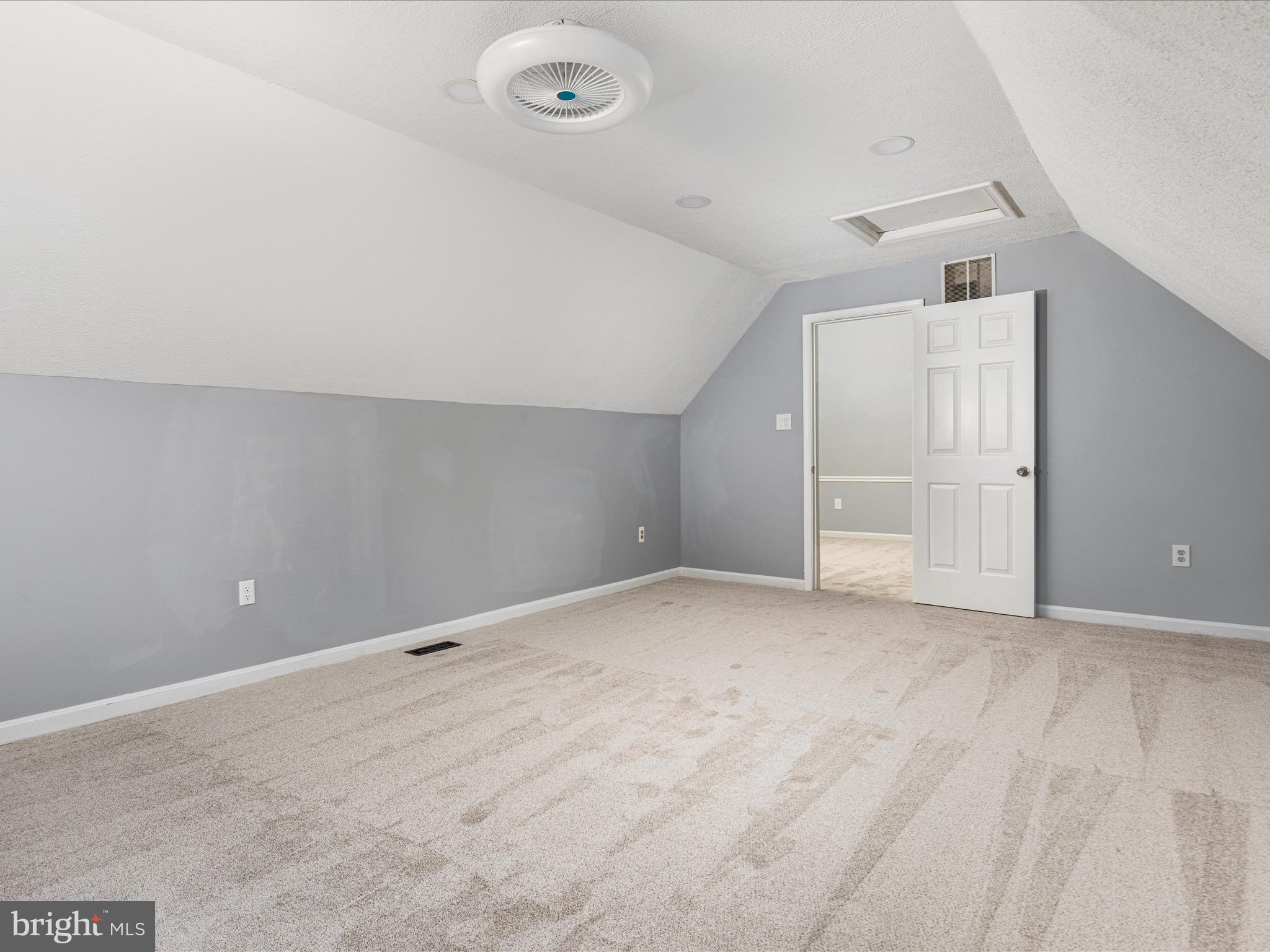 NEABSCO HILLS - Residential