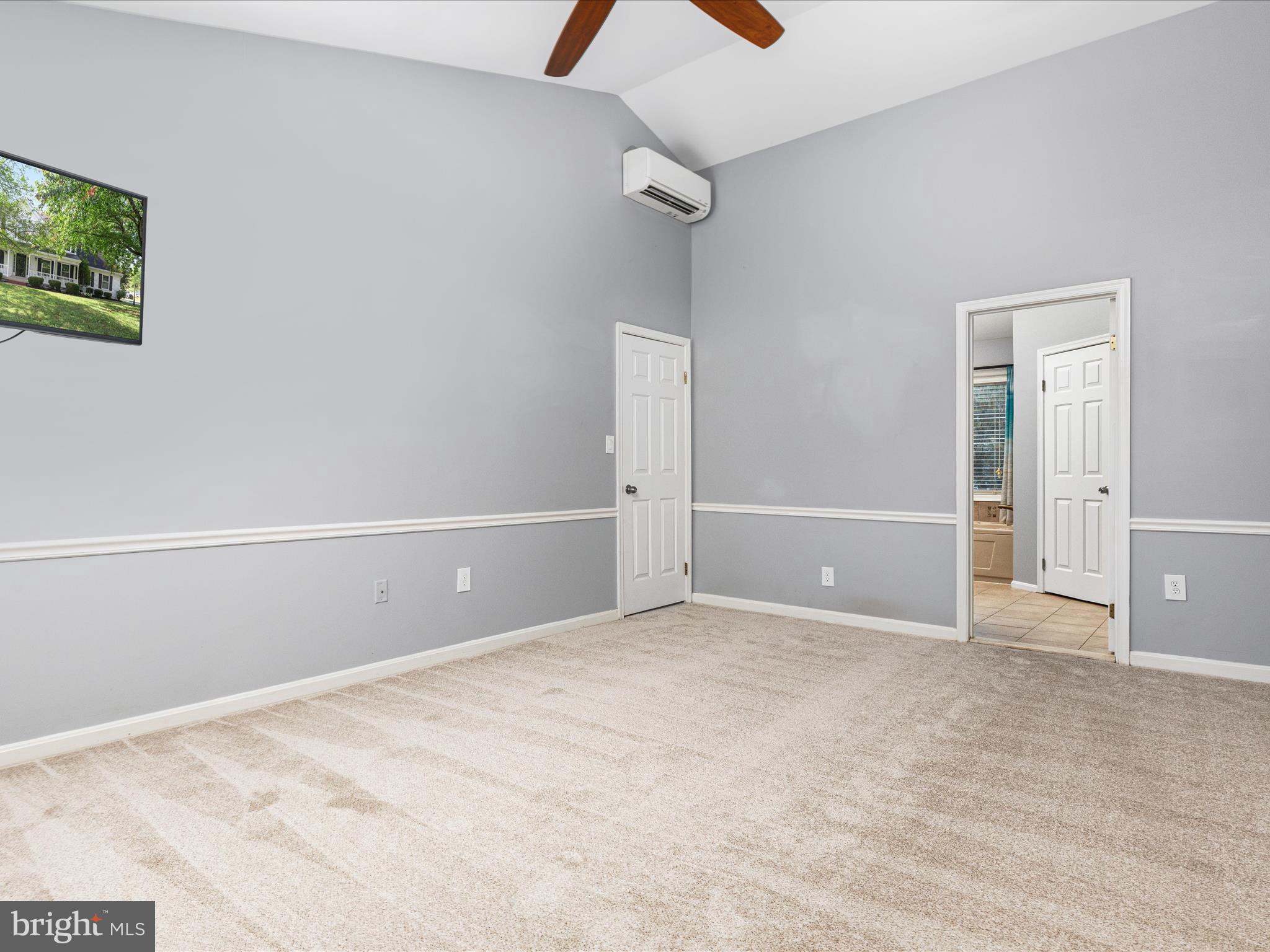 NEABSCO HILLS - Residential