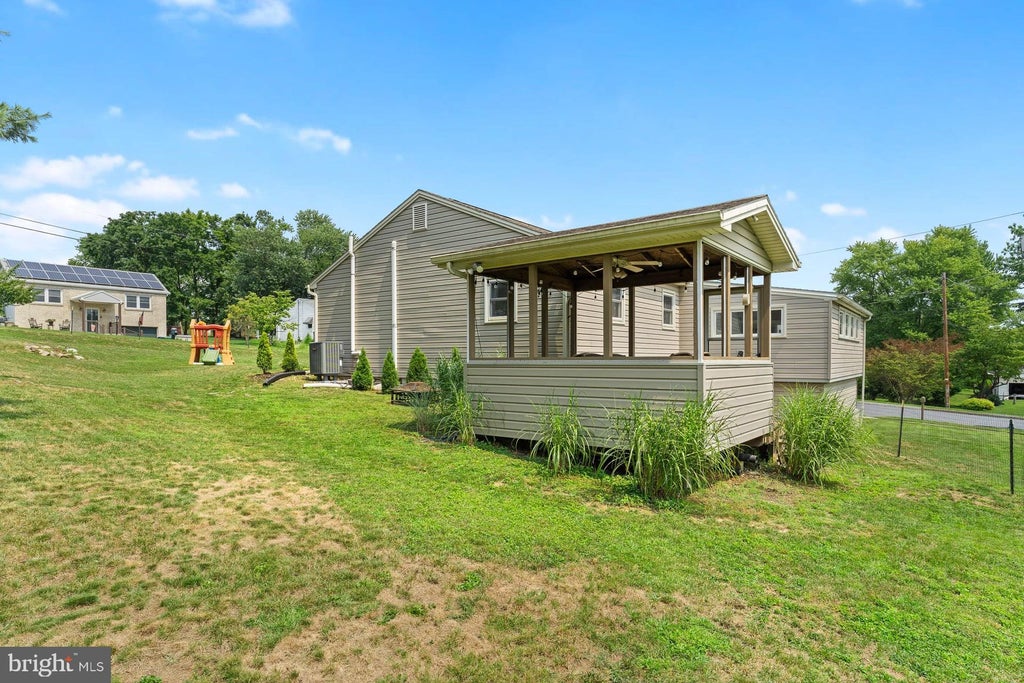 Photo of 1200 Wheatfield Drive, HARRISBURG, PA 17112 (MLS # PADA2063110)