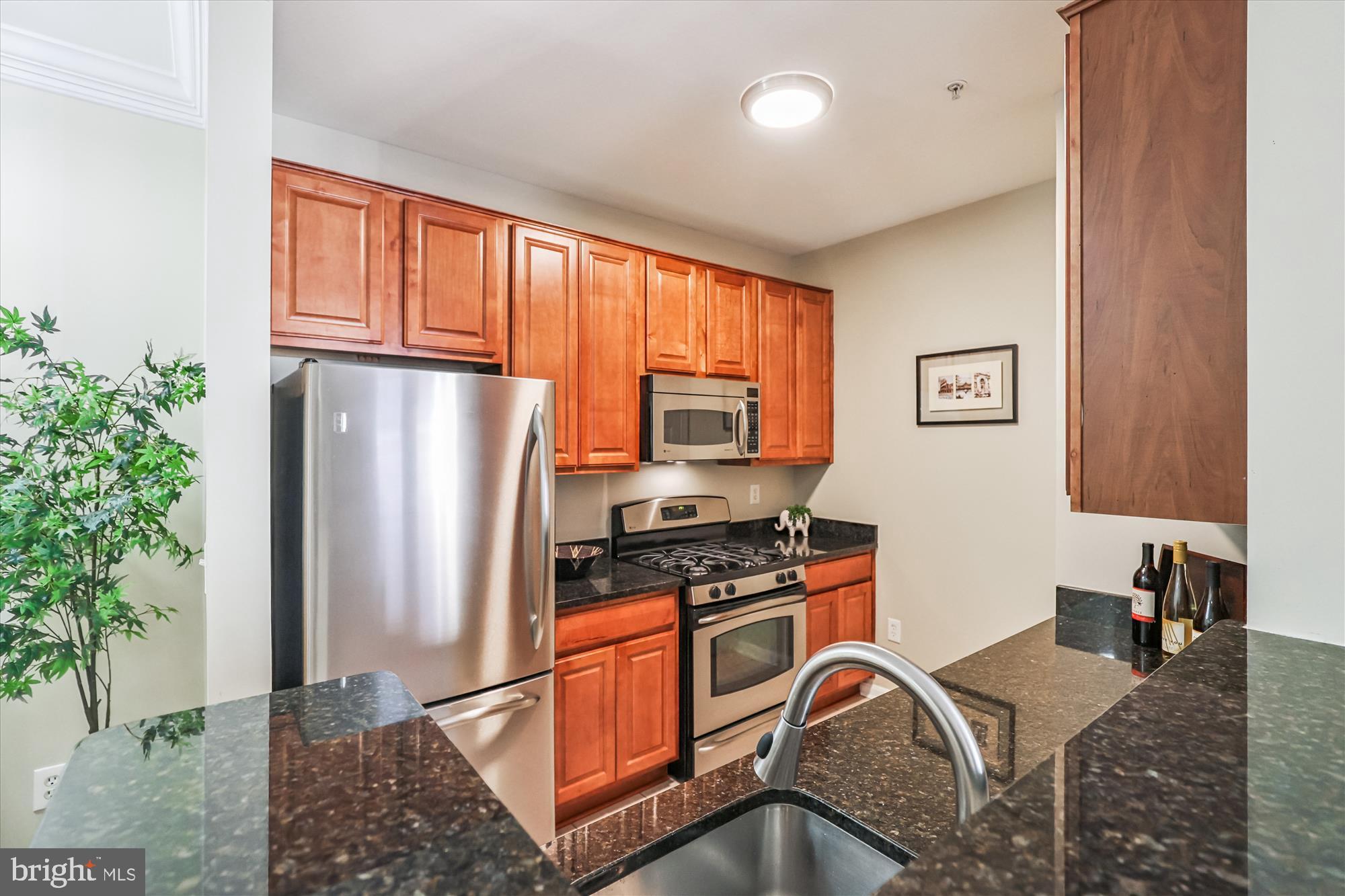 4854 EISENHOWER AVENUE 354