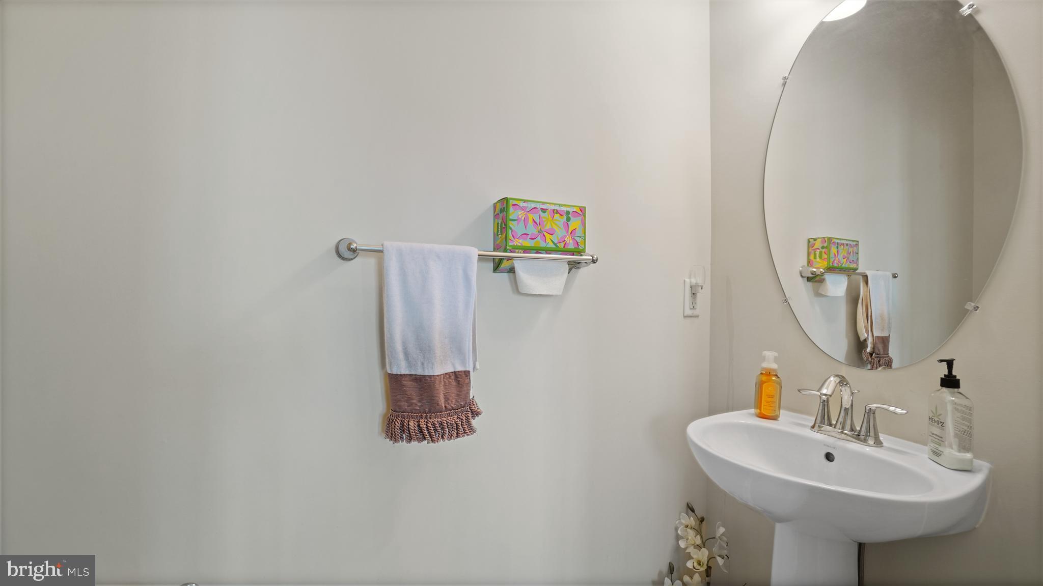 LAKELANDS AT EASTON - Residential