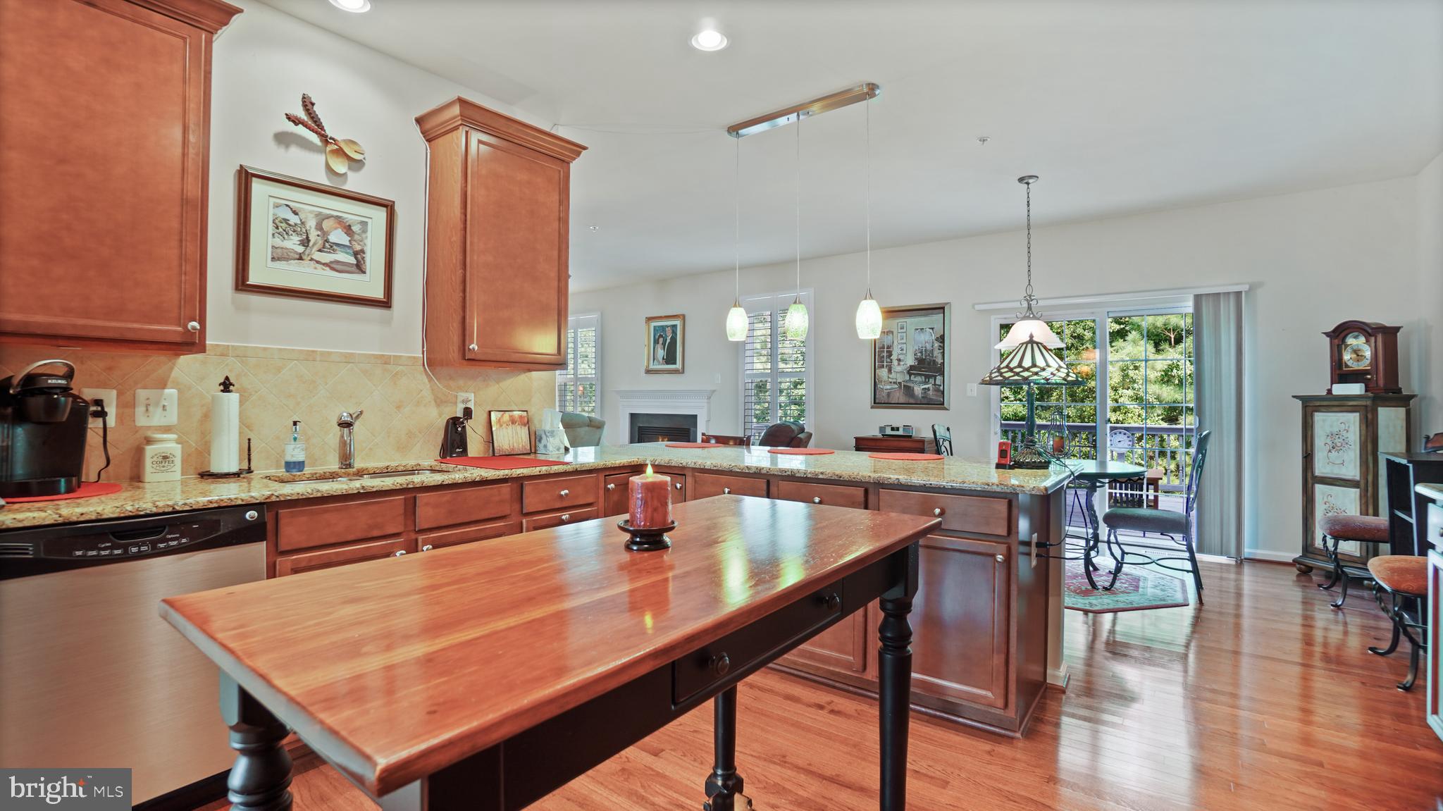 LAKELANDS AT EASTON - Residential