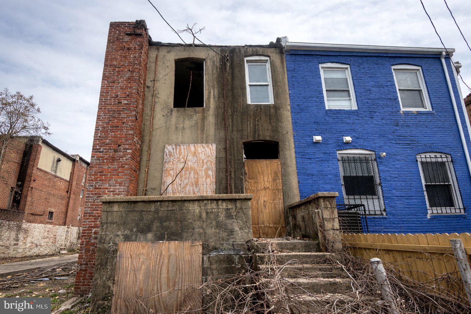 MIDTOWN EDMONDSON - Residential