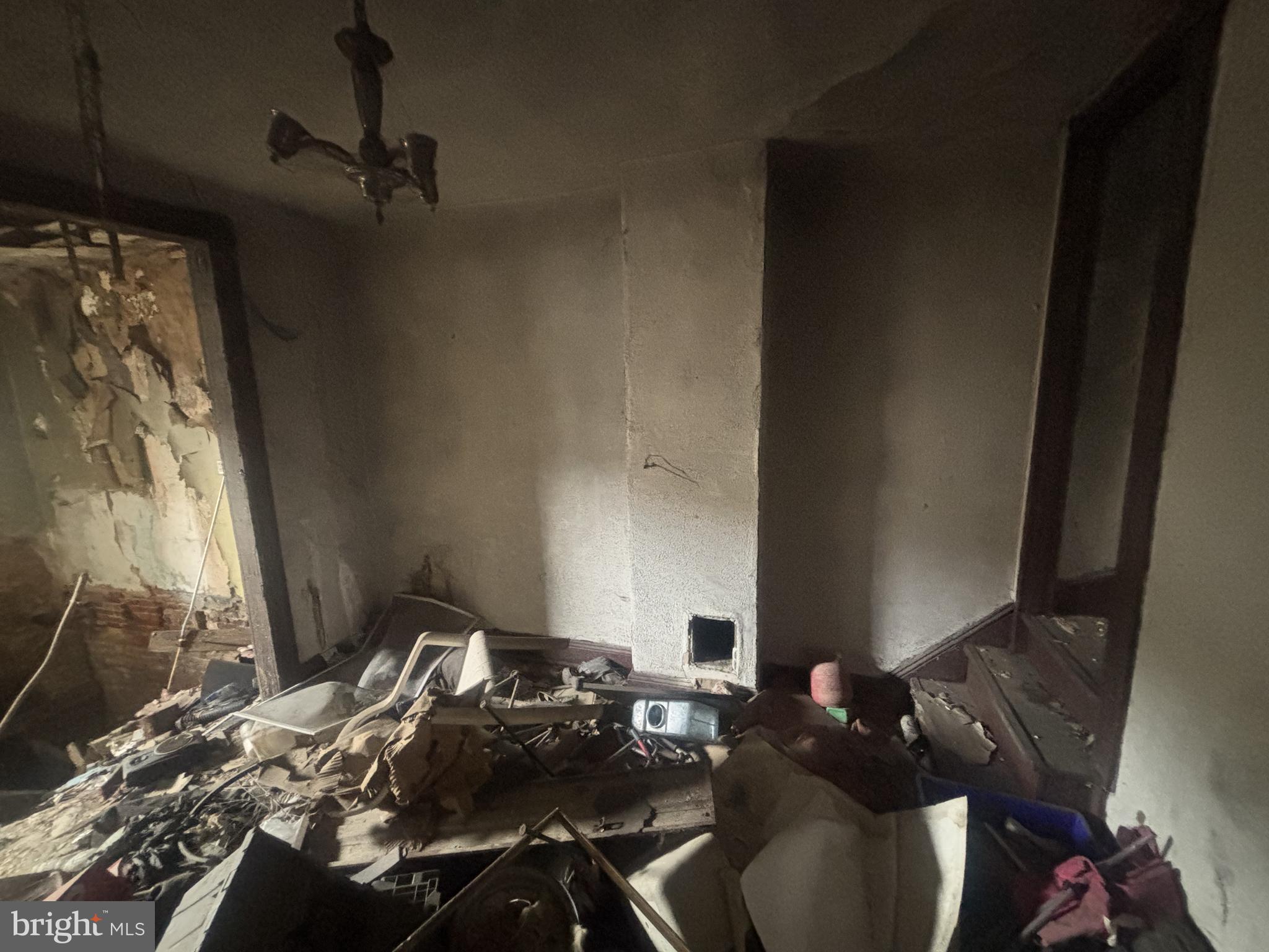 MIDTOWN EDMONDSON - Residential