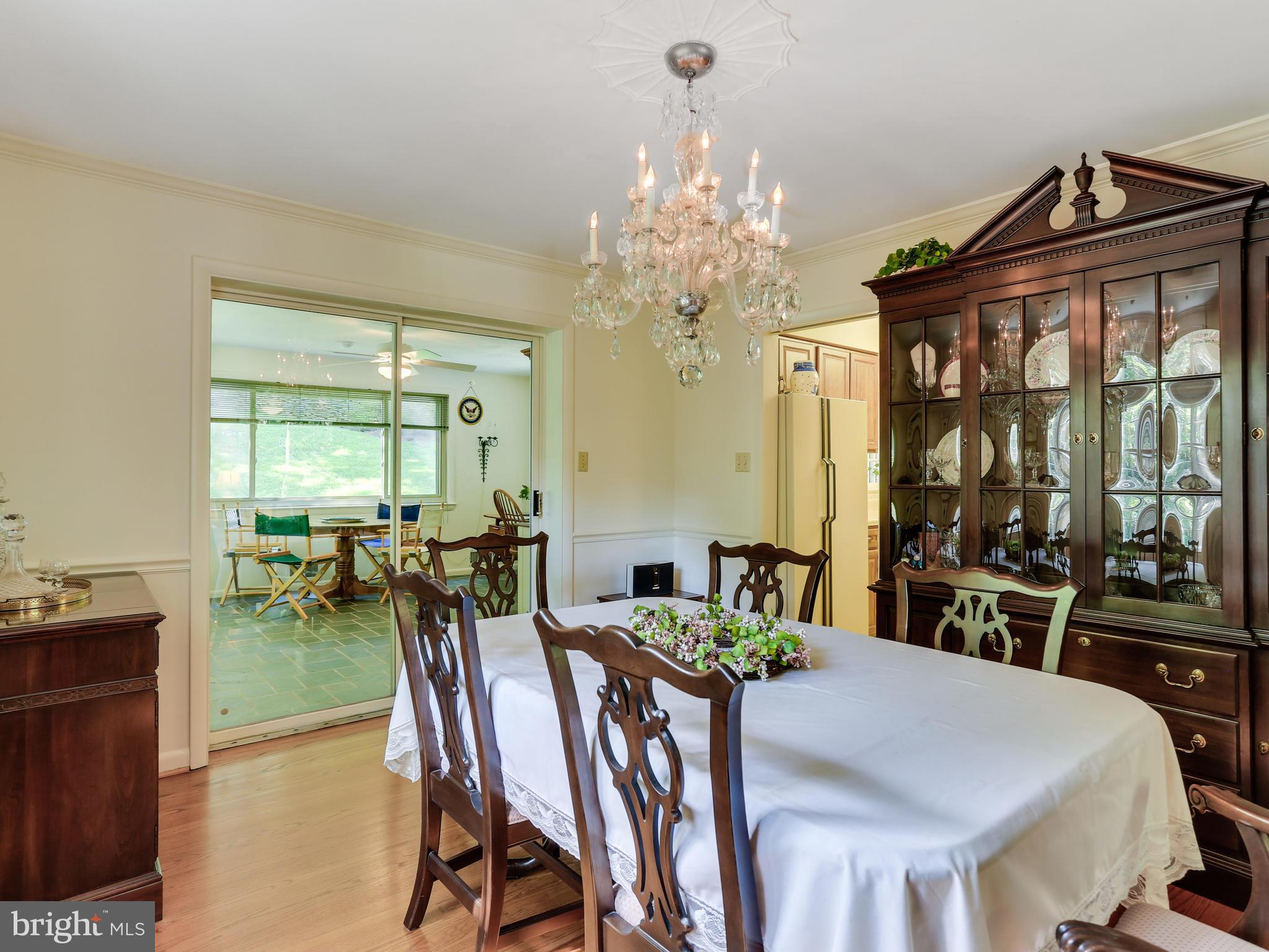 RIVERCREST - Residential