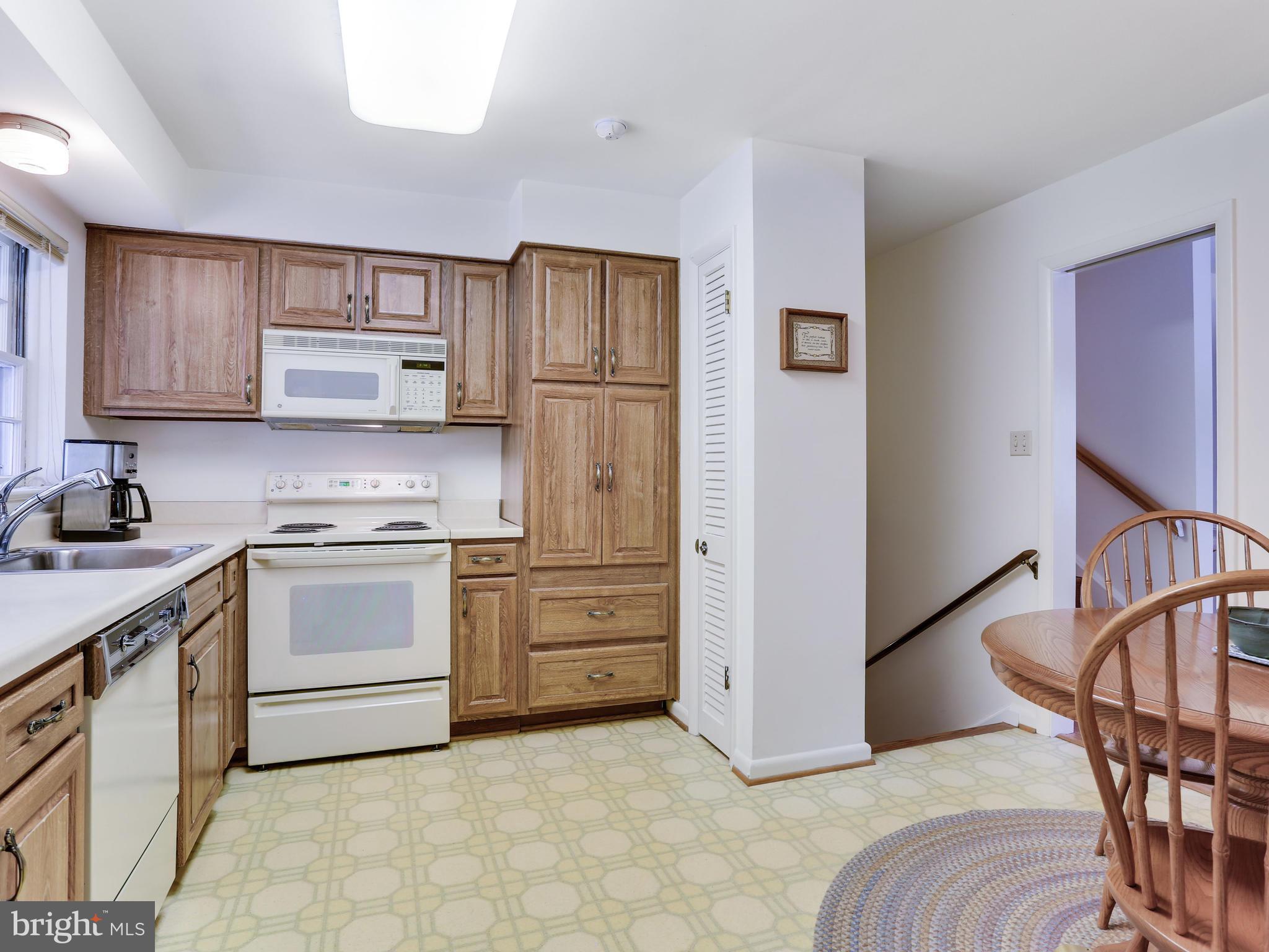 RIVERCREST - Residential