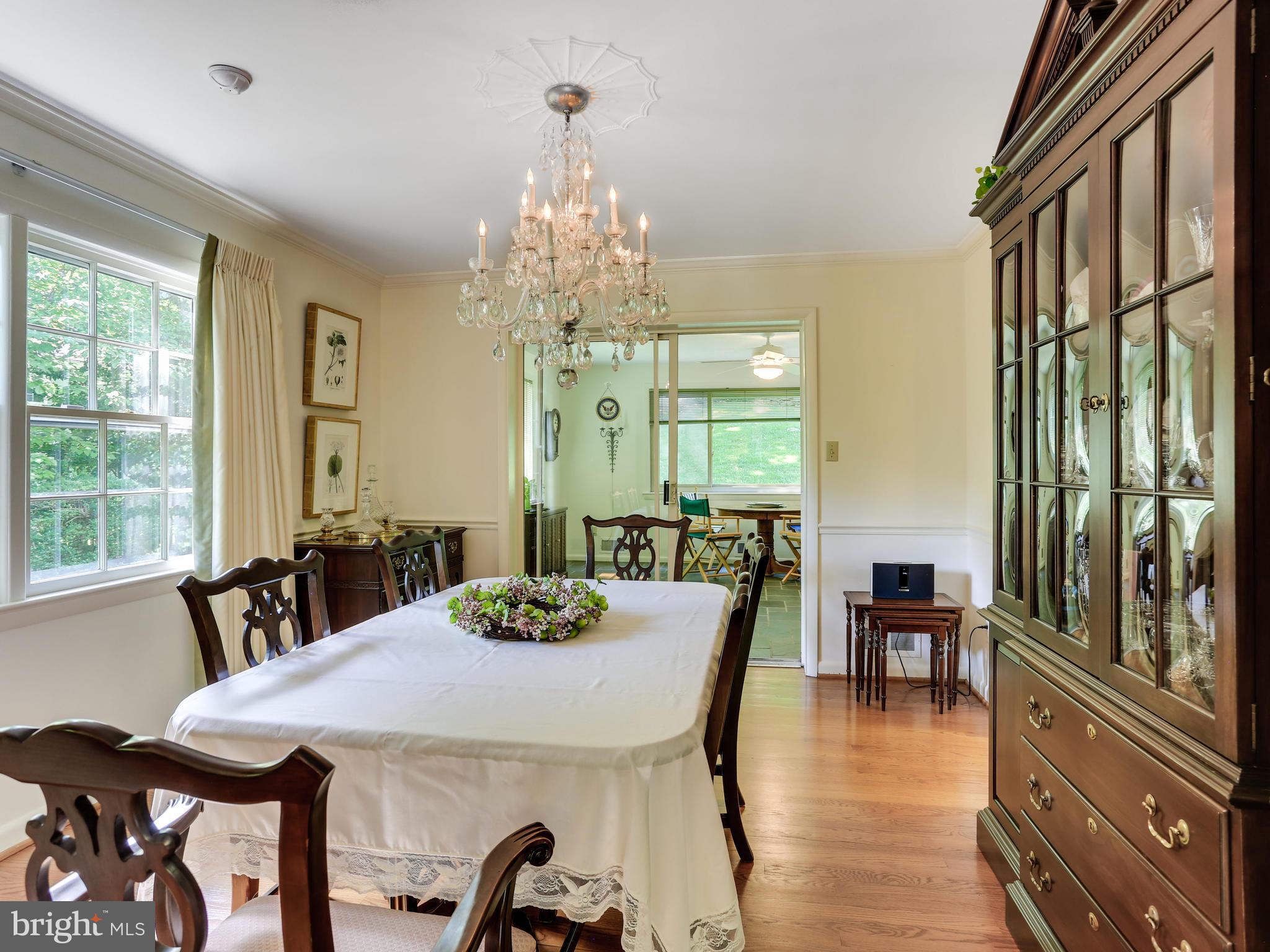 RIVERCREST - Residential