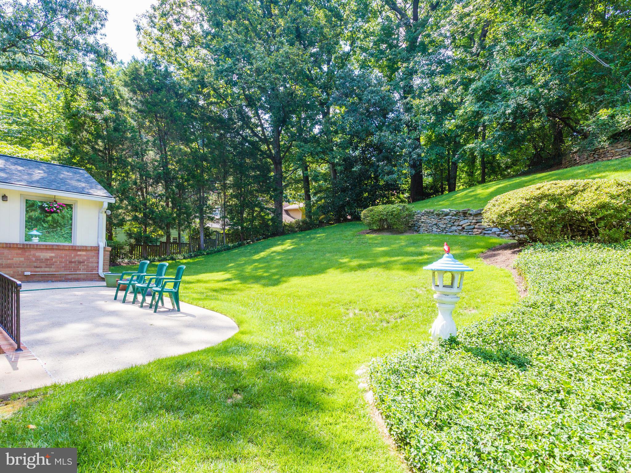 RIVERCREST - Residential