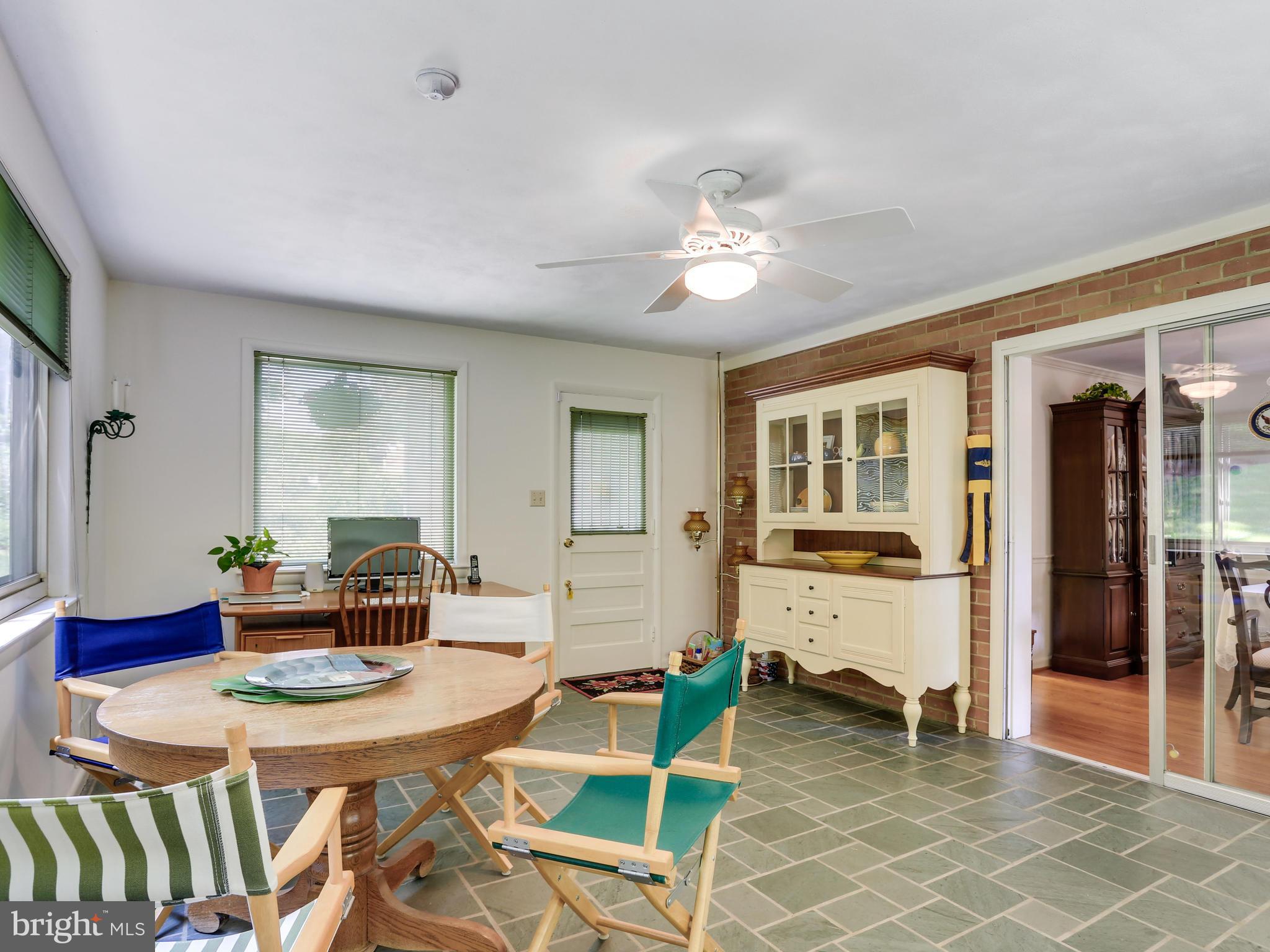 RIVERCREST - Residential