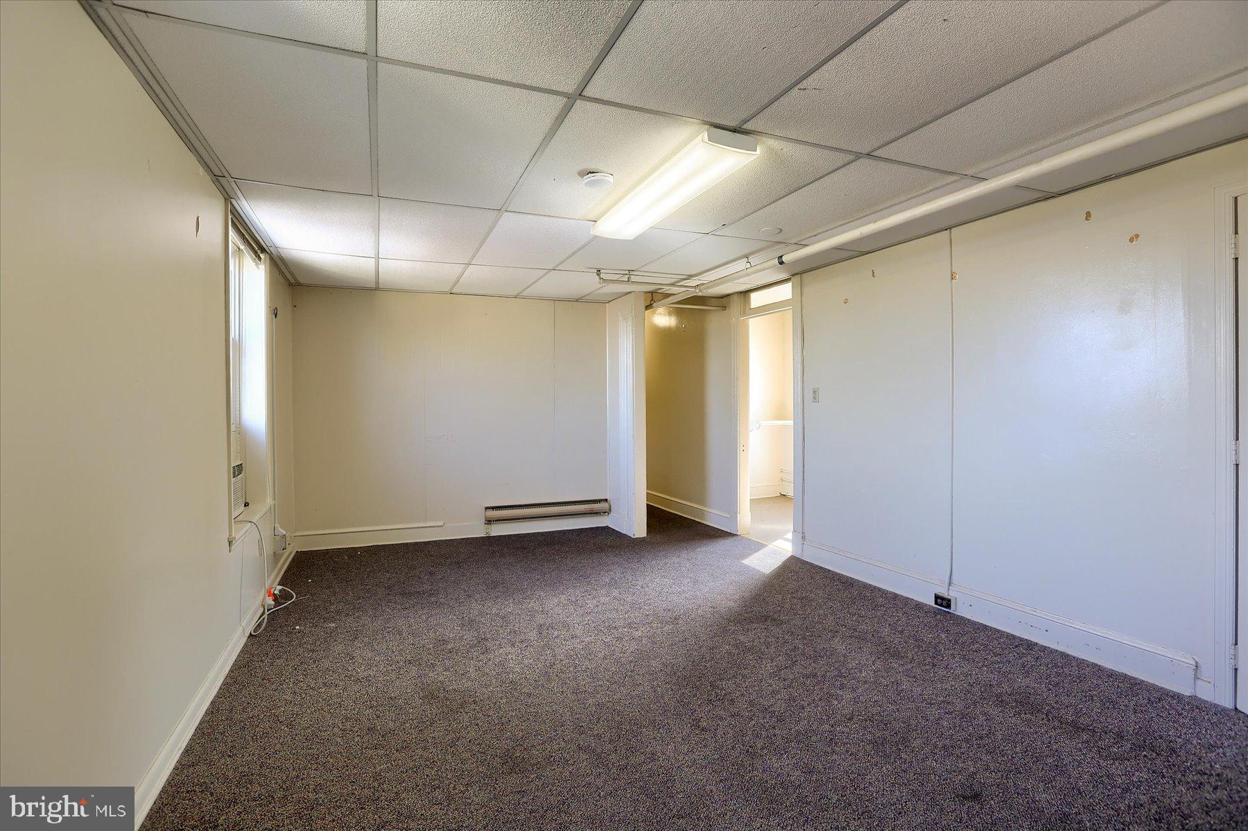 COLLEGE HILL - Commercial Sale