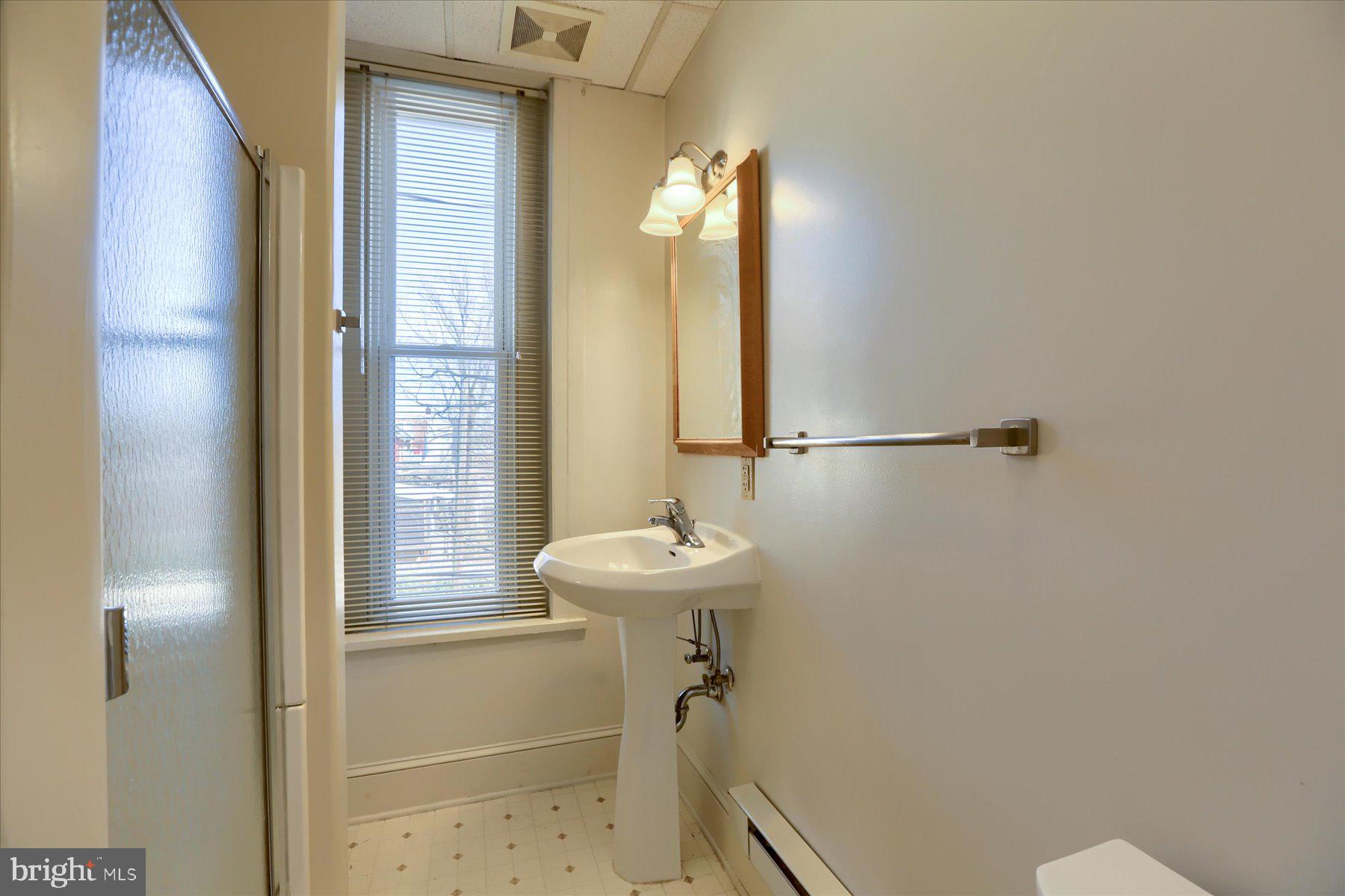 COLLEGE HILL - Commercial Sale