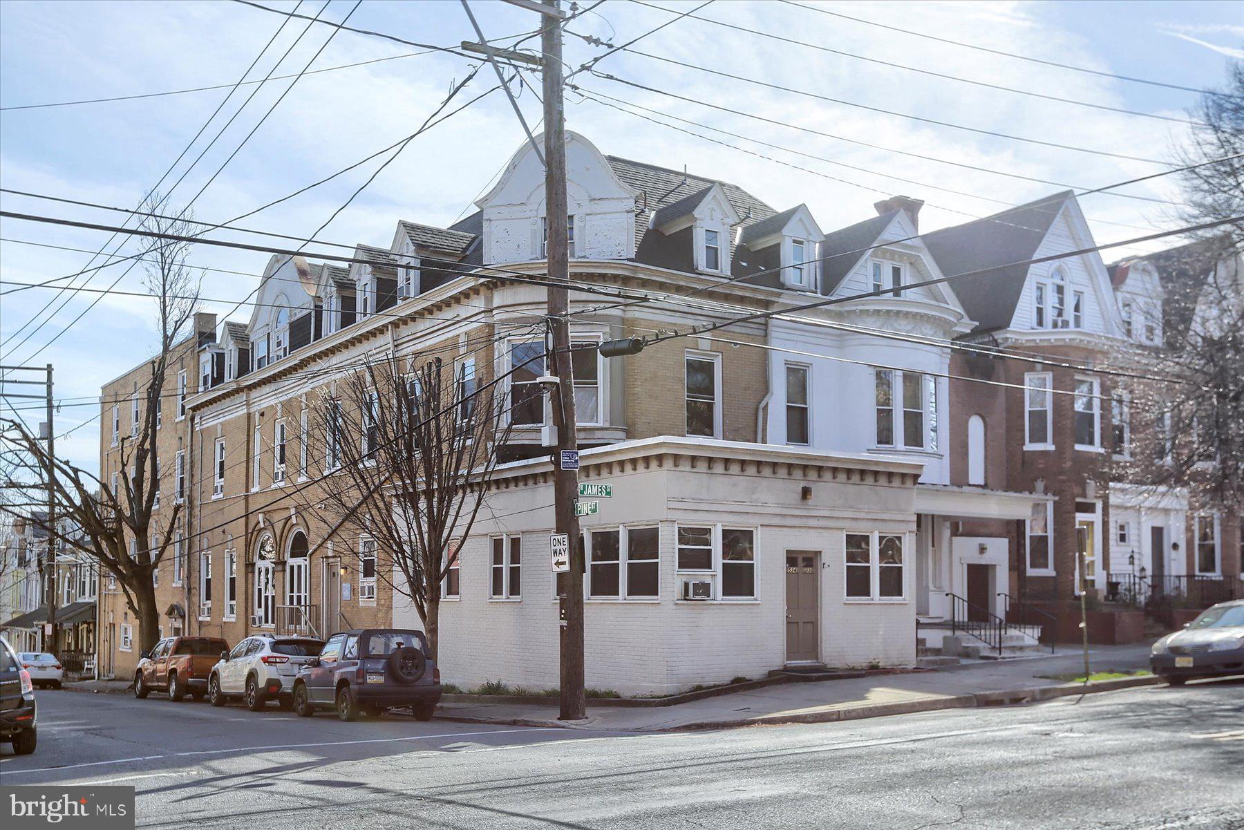 COLLEGE HILL - Commercial Sale