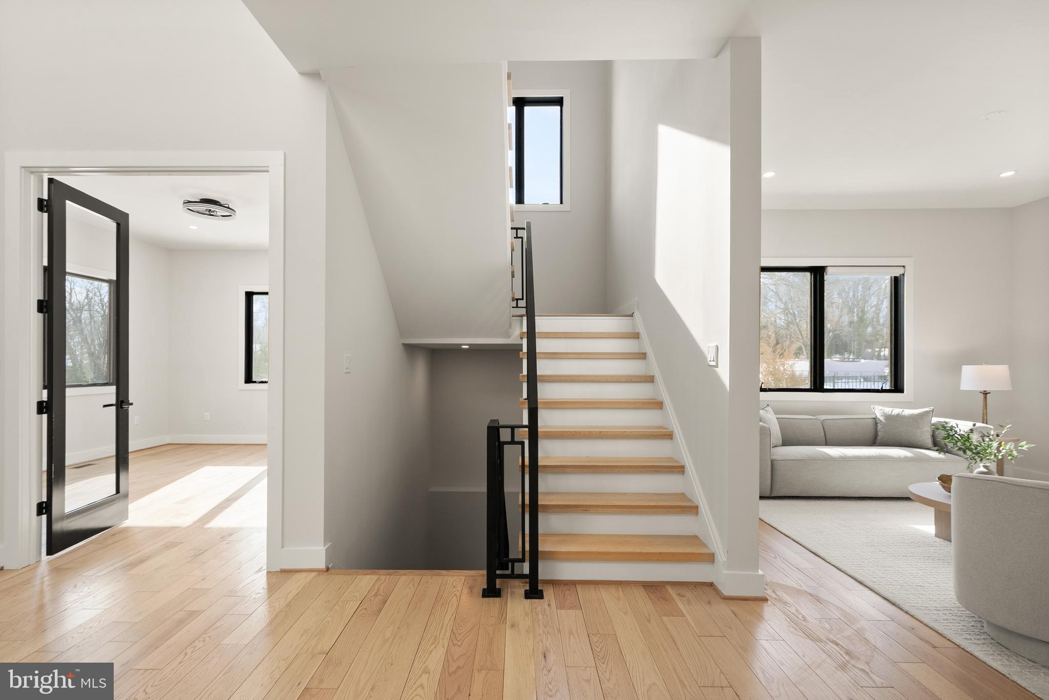 CENTREVILLE FARMS - Residential