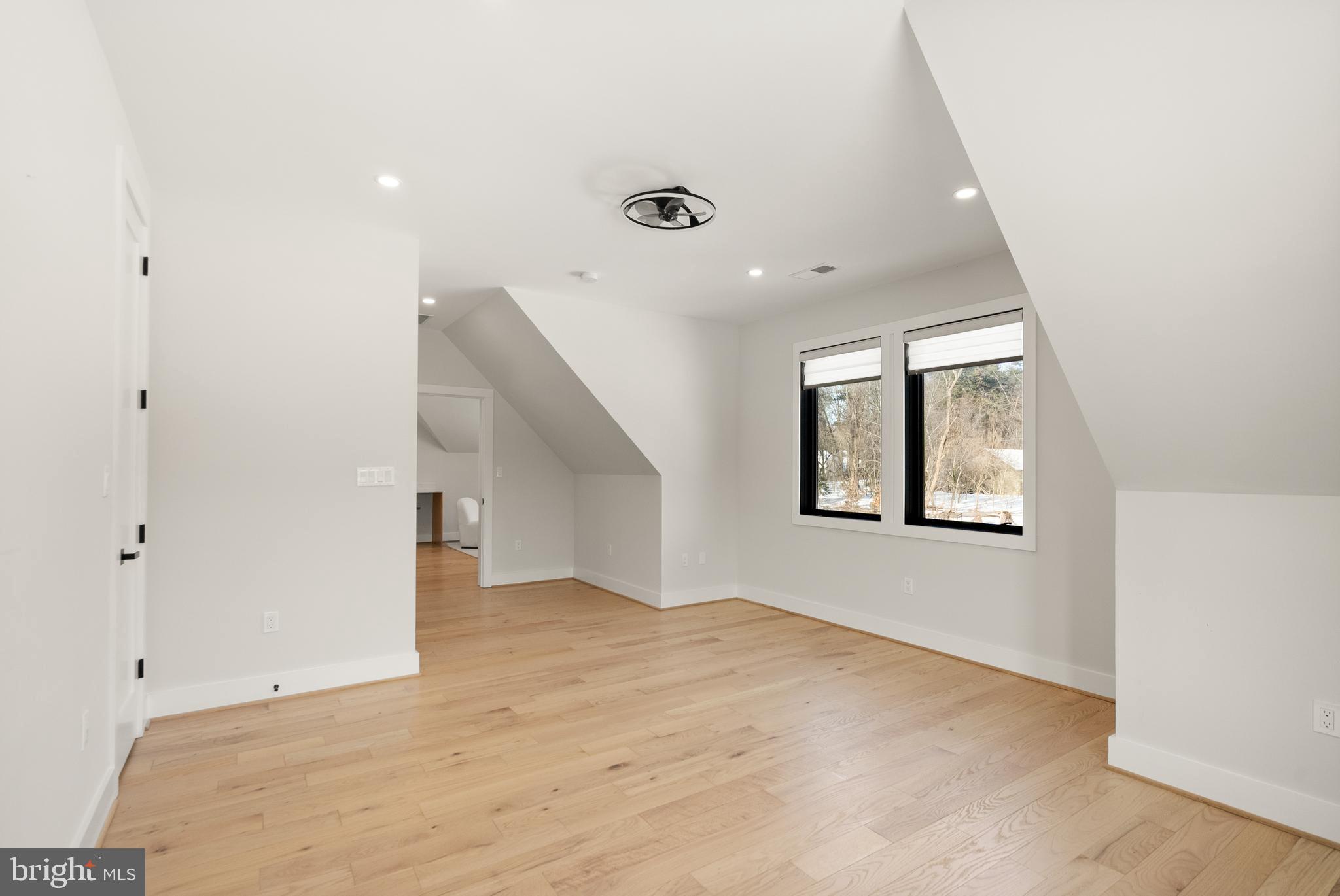 CENTREVILLE FARMS - Residential