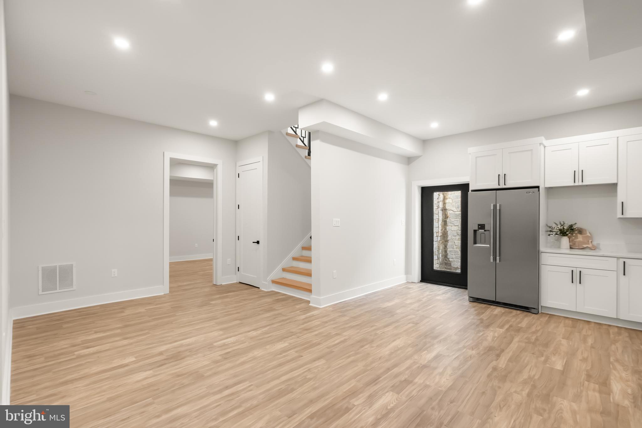 CENTREVILLE FARMS - Residential