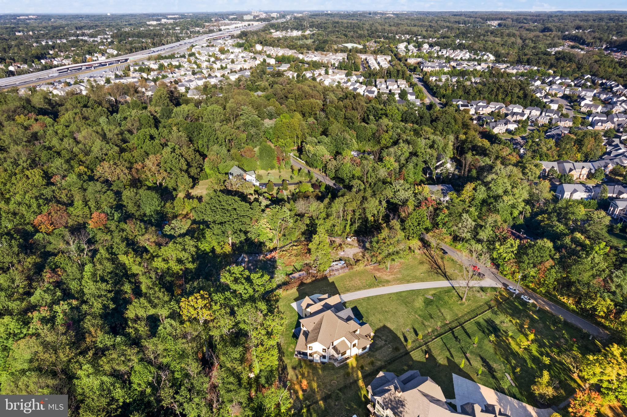 CENTREVILLE FARMS - Residential