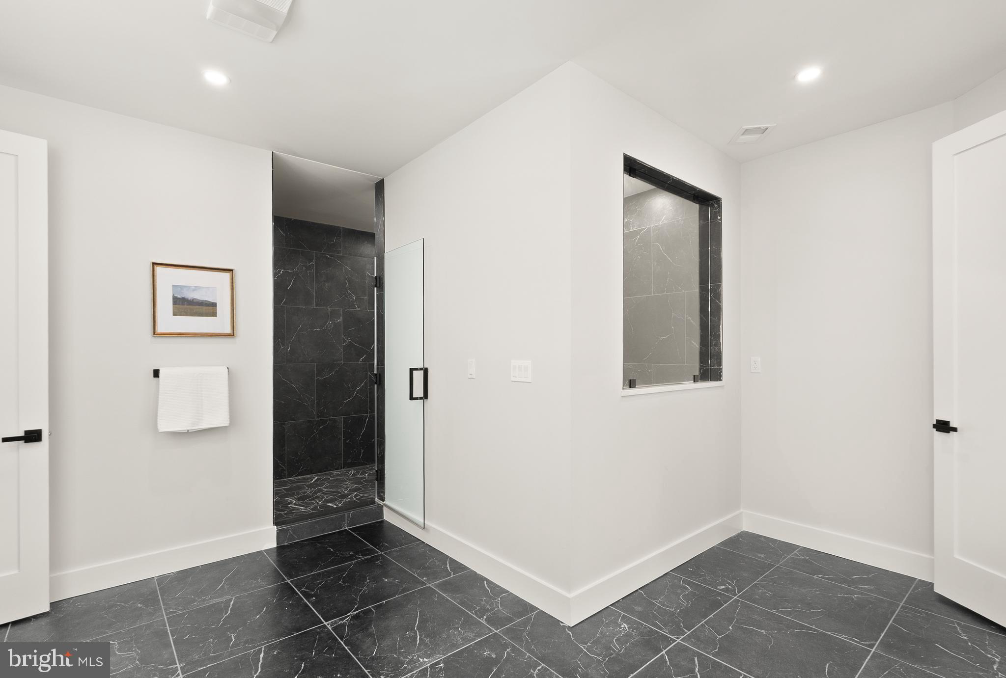 CENTREVILLE FARMS - Residential