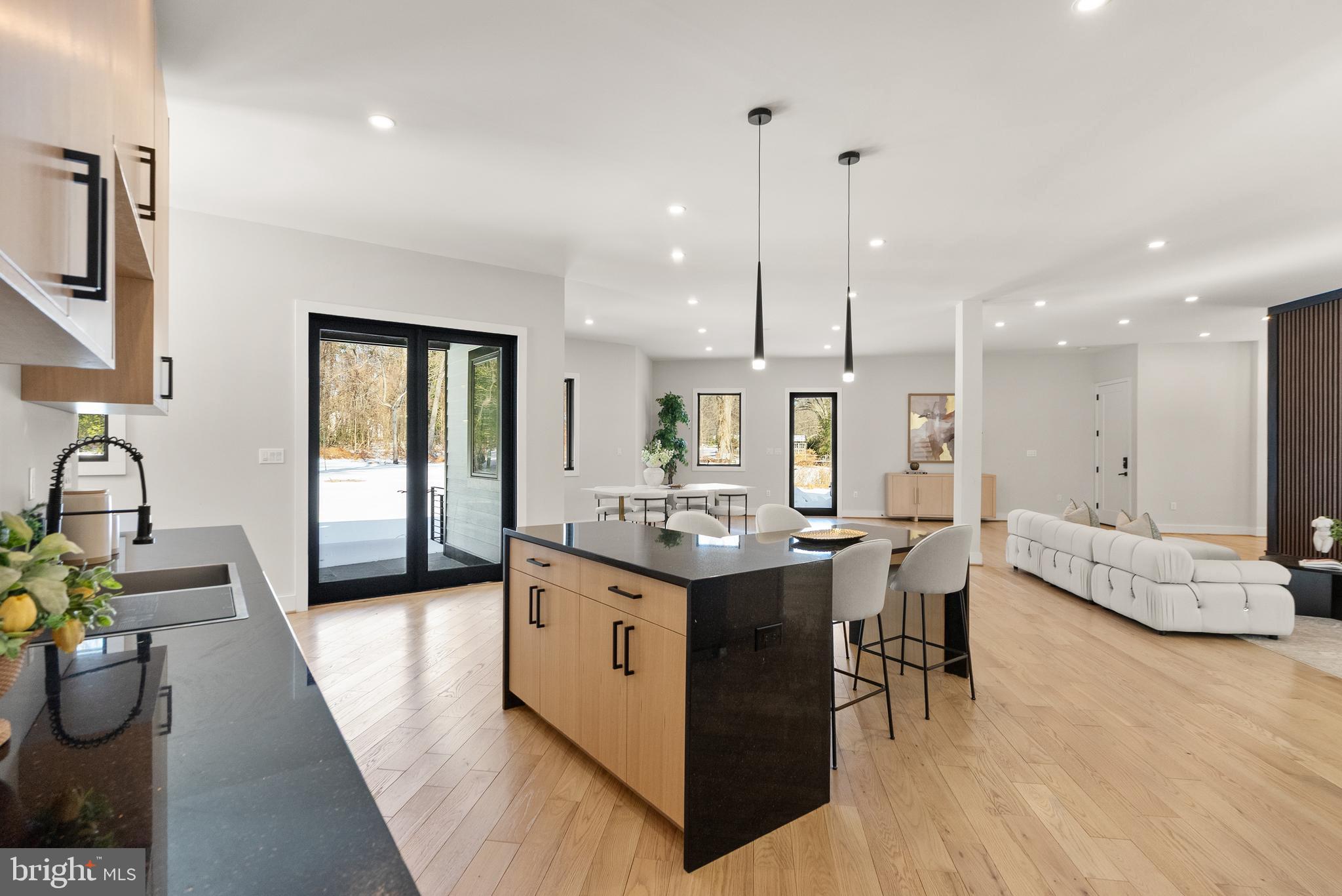 CENTREVILLE FARMS - Residential