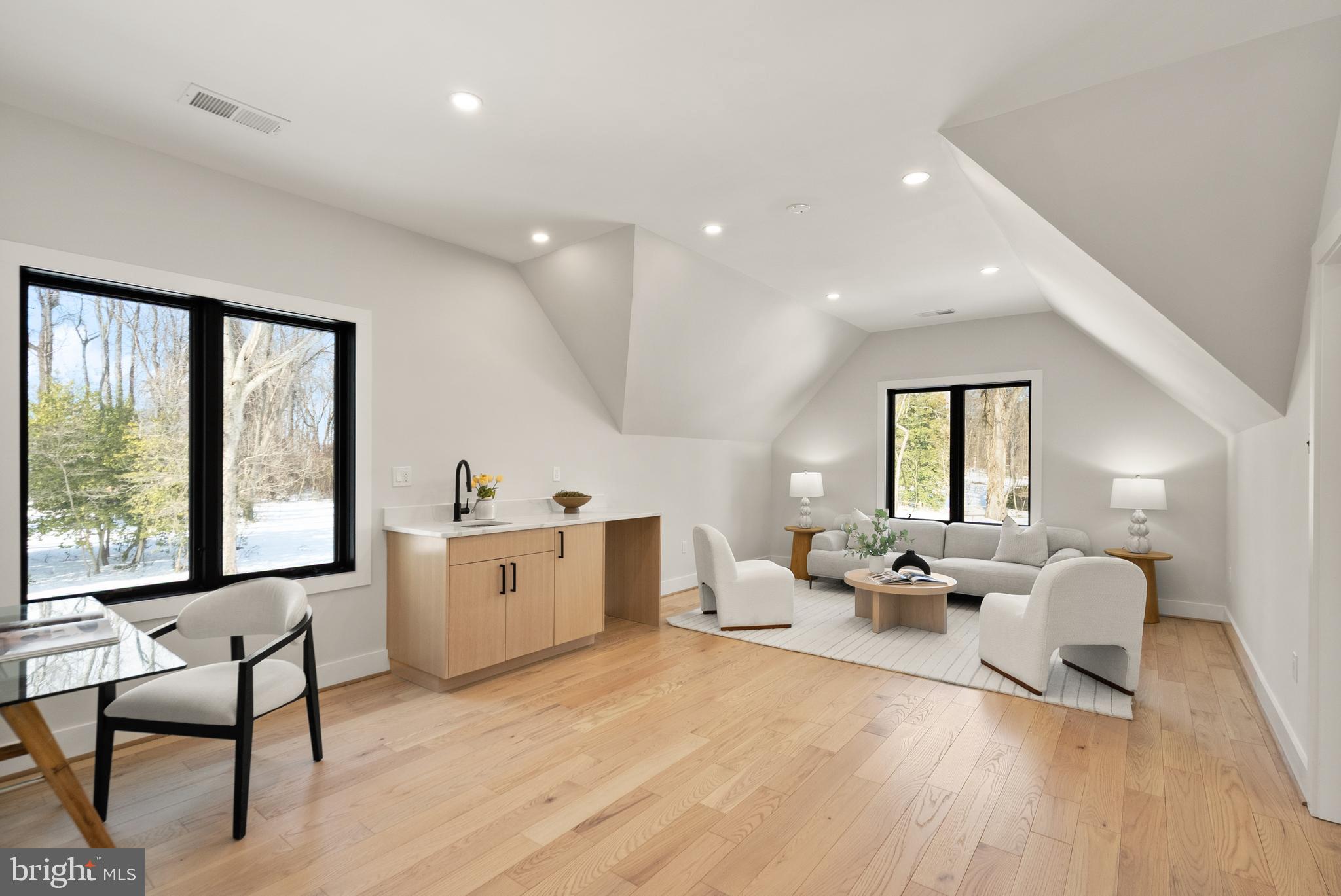 CENTREVILLE FARMS - Residential