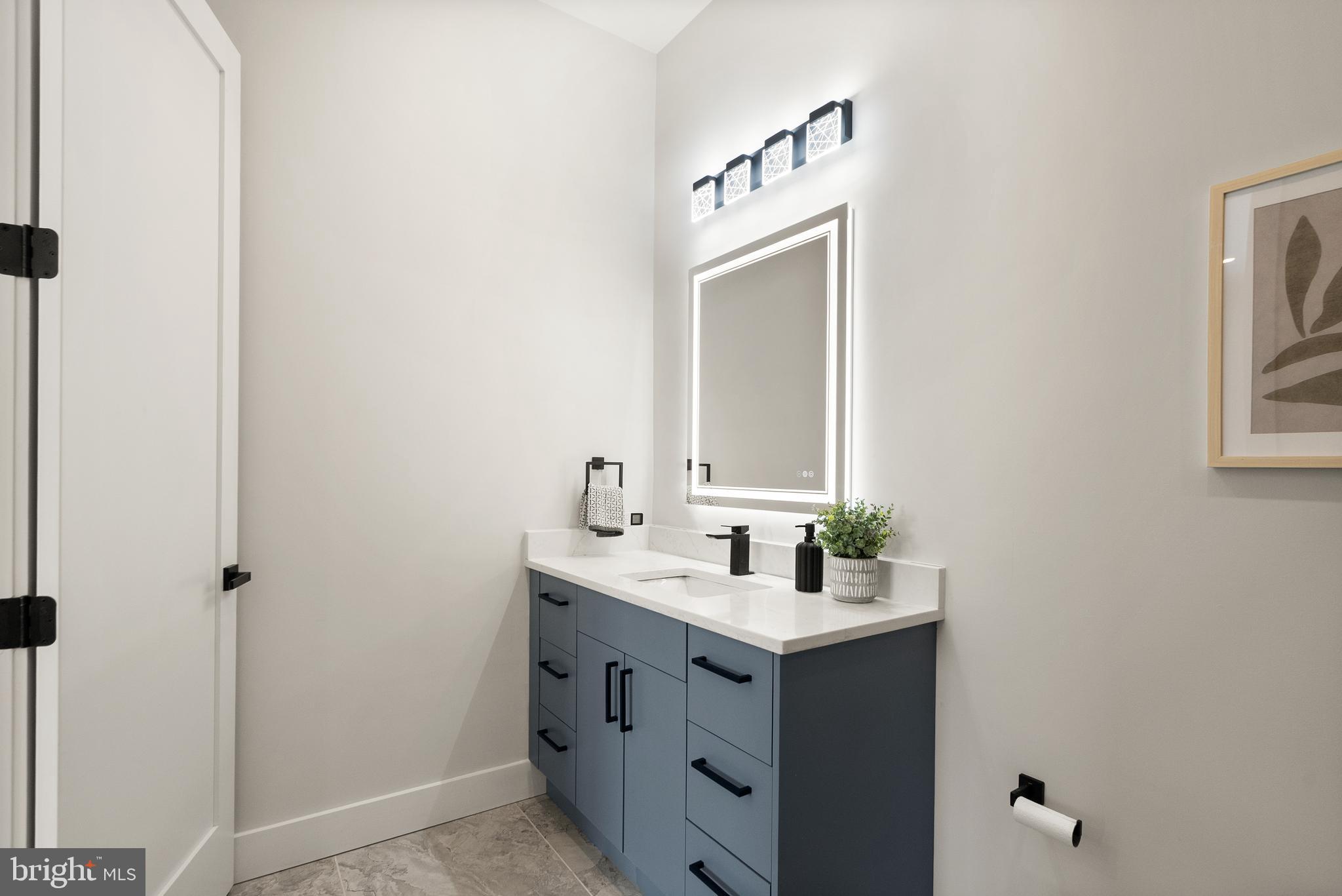 CENTREVILLE FARMS - Residential