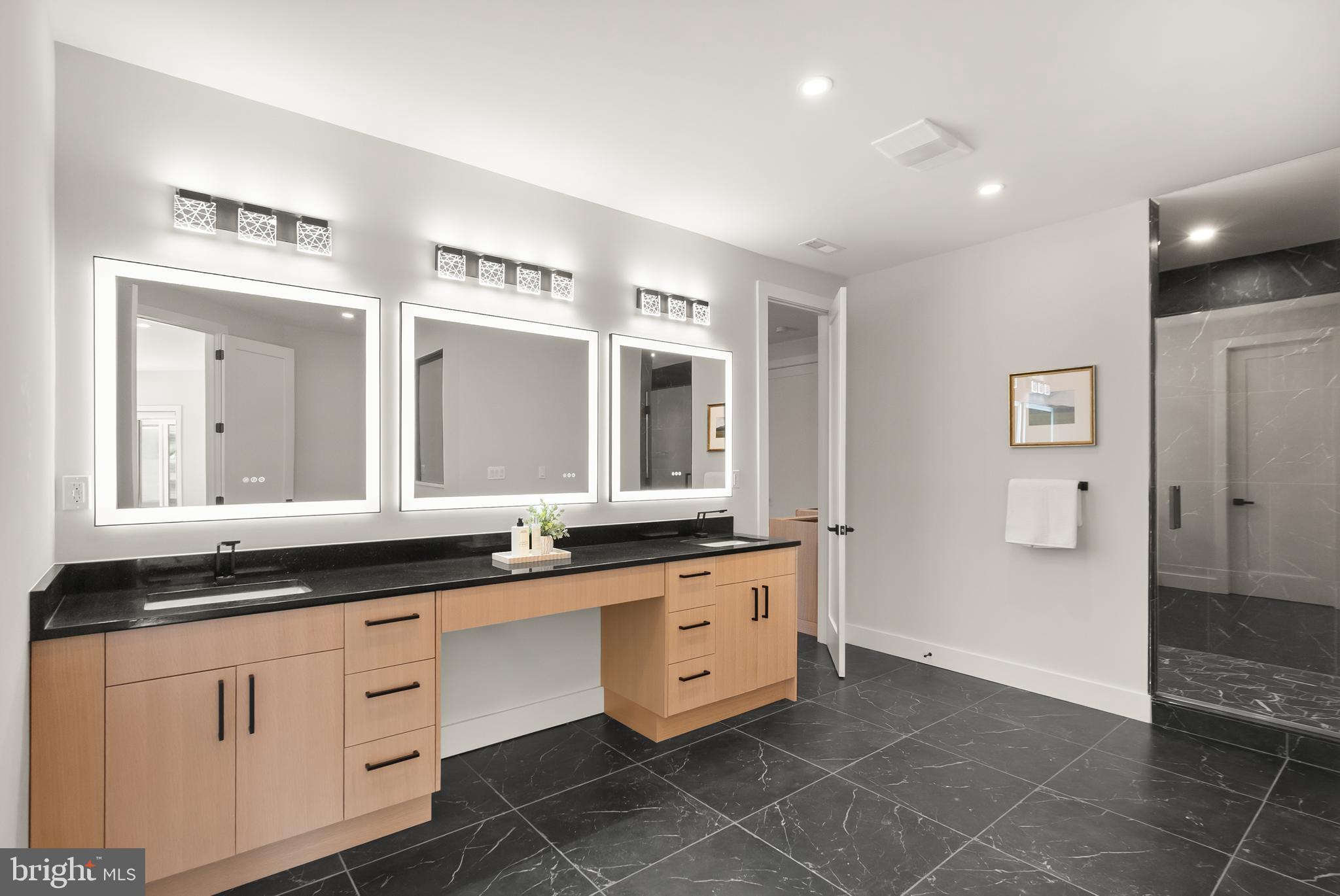 CENTREVILLE FARMS - Residential