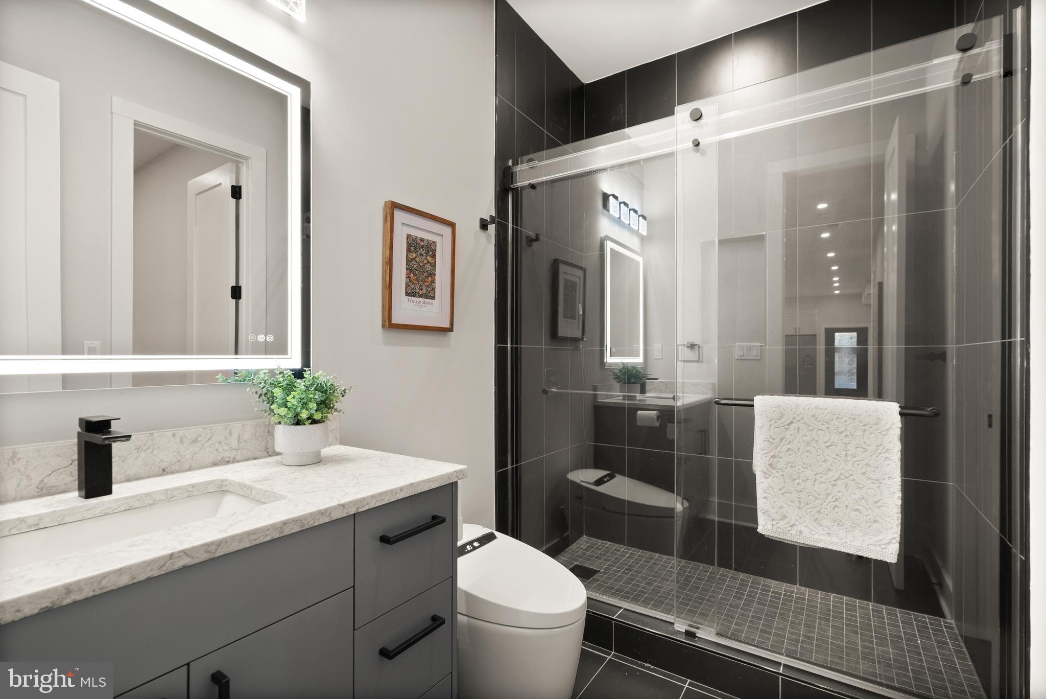 CENTREVILLE FARMS - Residential