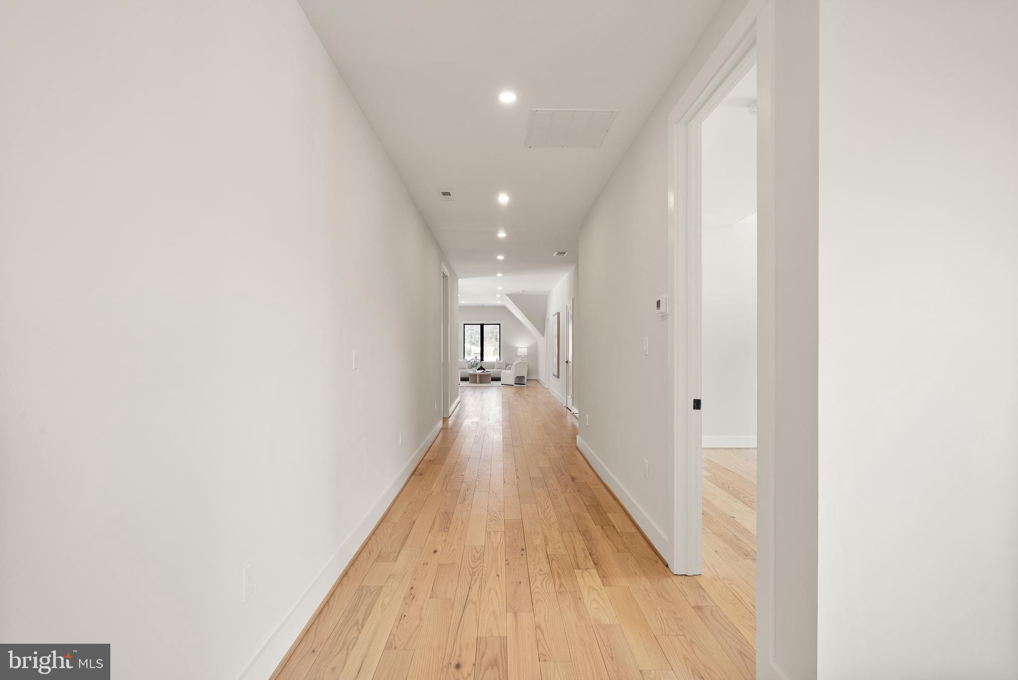 CENTREVILLE FARMS - Residential